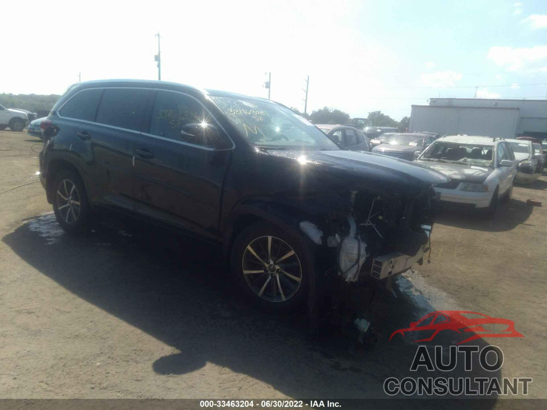 TOYOTA HIGHLANDER 2018 - 5TDJZRFH1JS525093