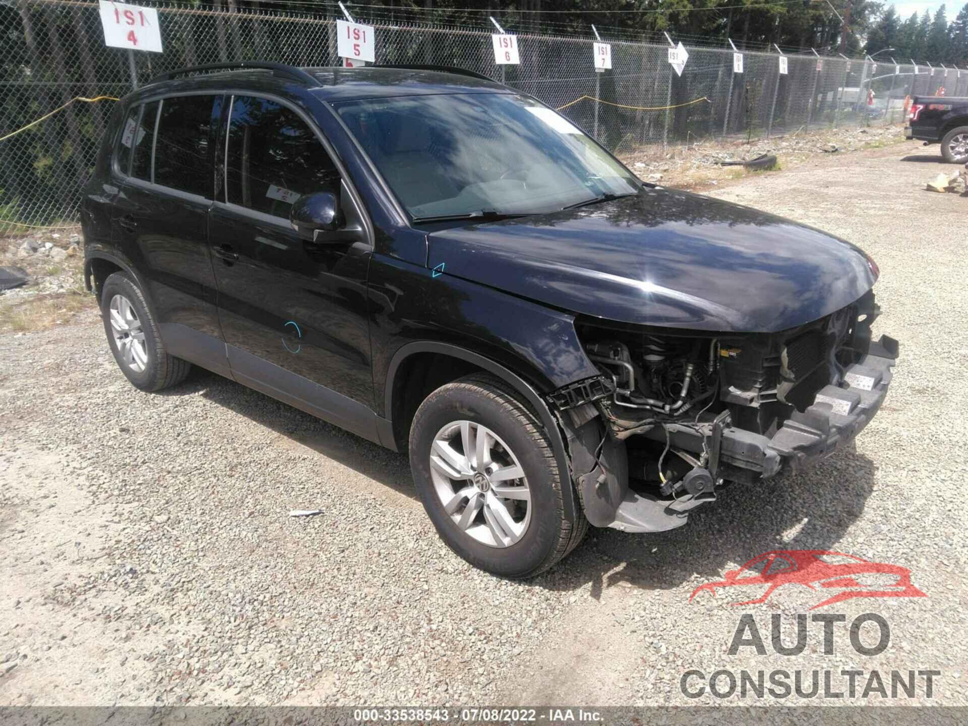 VOLKSWAGEN TIGUAN 2016 - WVGAV7AX7GW516319