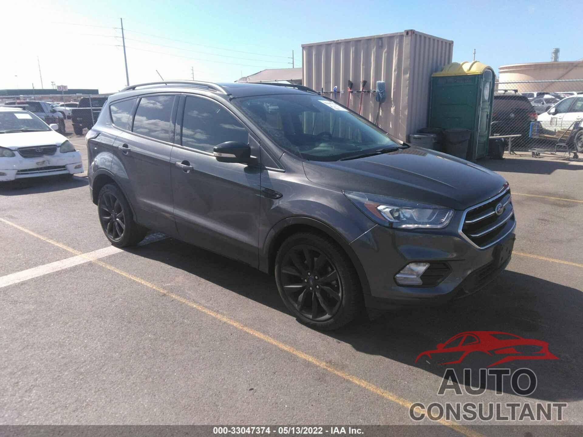 FORD ESCAPE 2017 - 1FMCU0JD0HUE27536