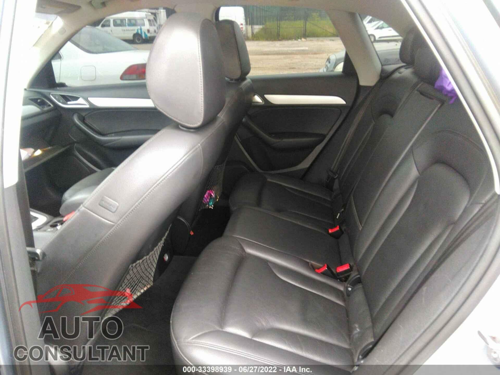 AUDI Q3 2017 - WA1ECCFS2HR013227