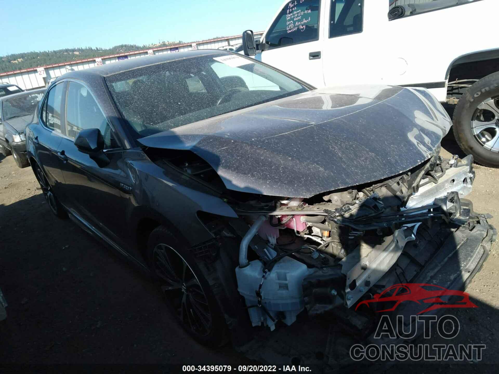 TOYOTA CAMRY 2018 - 4T1B21HK1JU503847