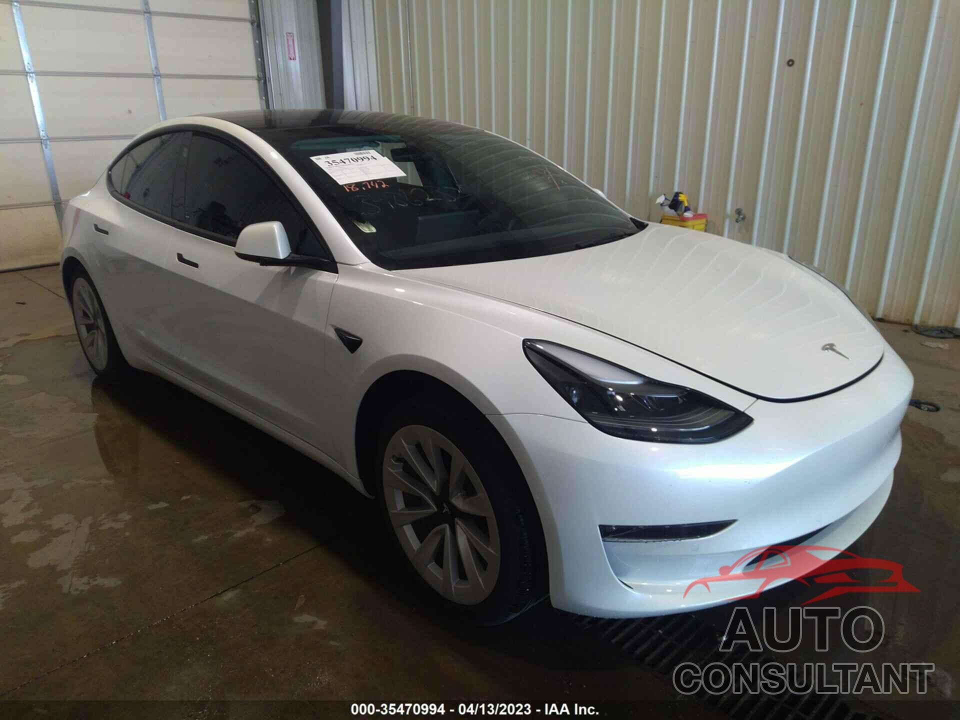TESLA MODEL 3 2022 - 5YJ3E1EB5NF208902