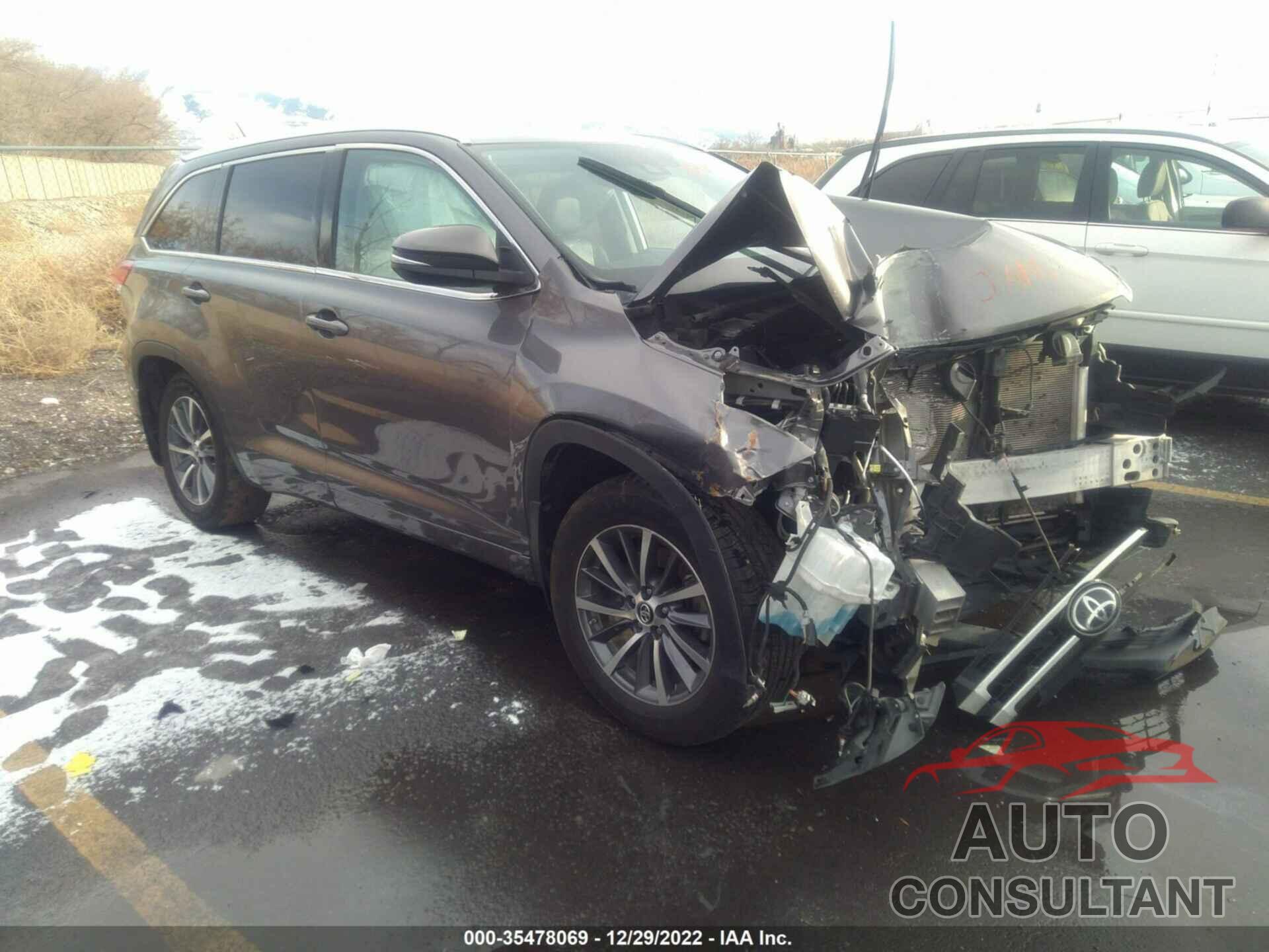 TOYOTA HIGHLANDER 2018 - 5TDJZRFH2JS536765