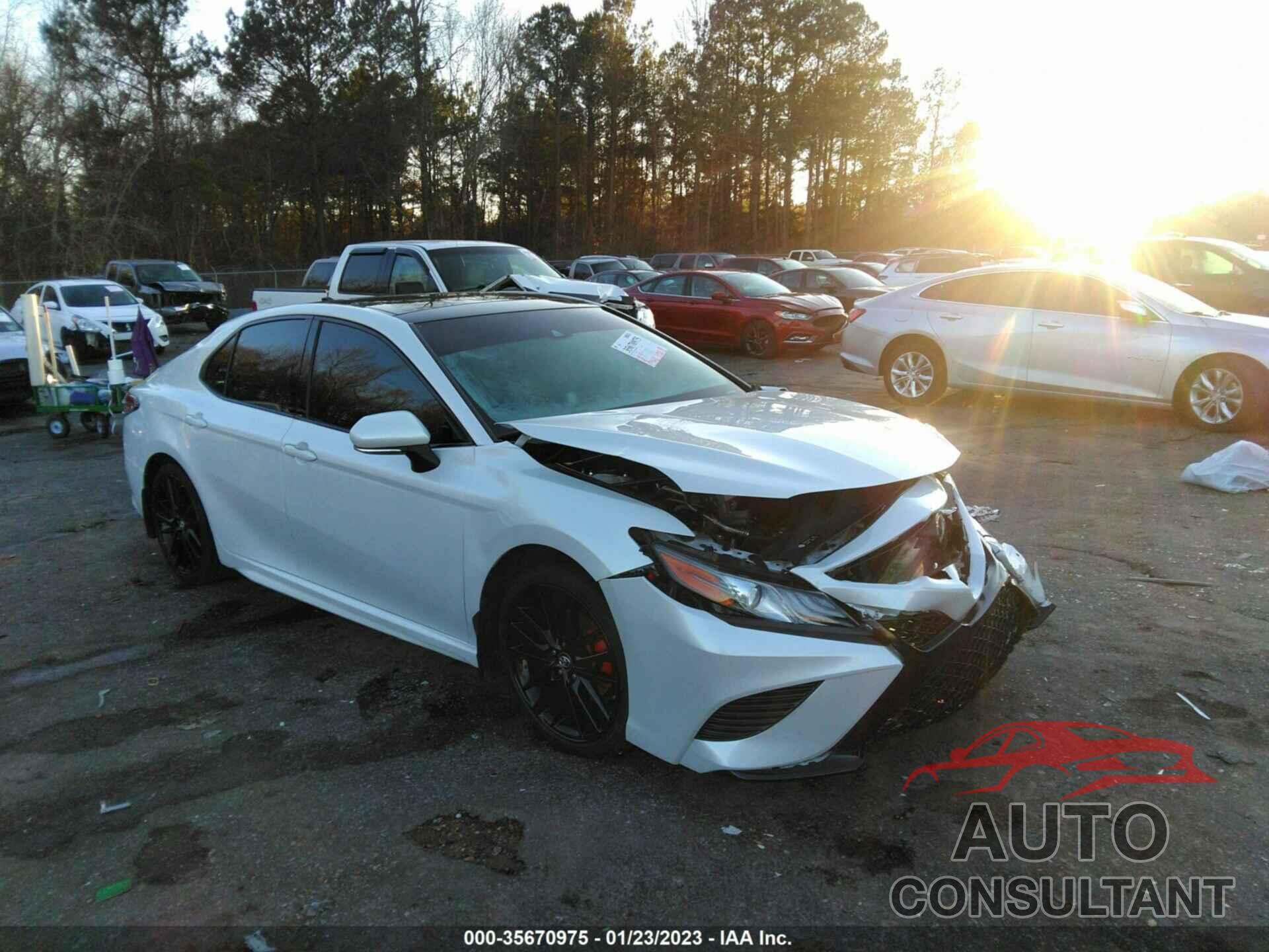 TOYOTA CAMRY 2019 - 4T1B61HK8KU789461