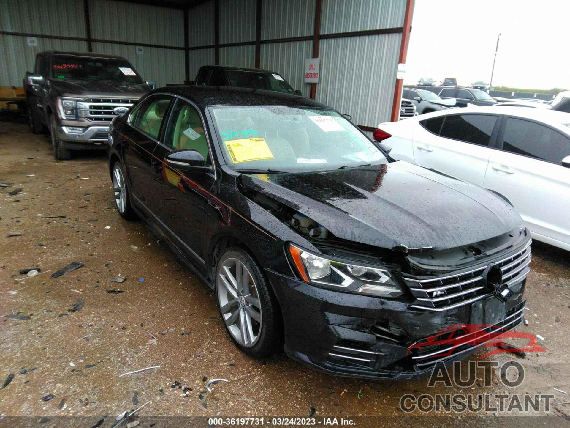 VOLKSWAGEN PASSAT 2017 - 1VWDT7A36HC006676