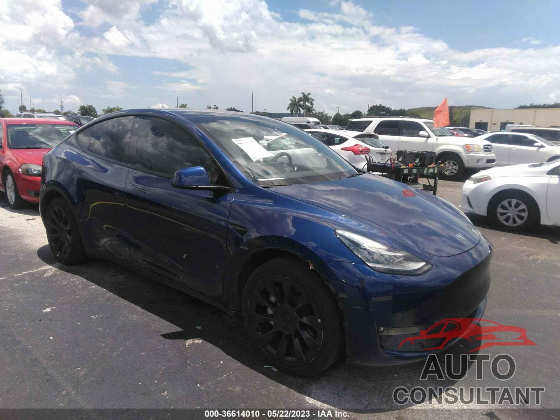 TESLA MODEL Y 2022 - 7SAYGAEE9NF425110