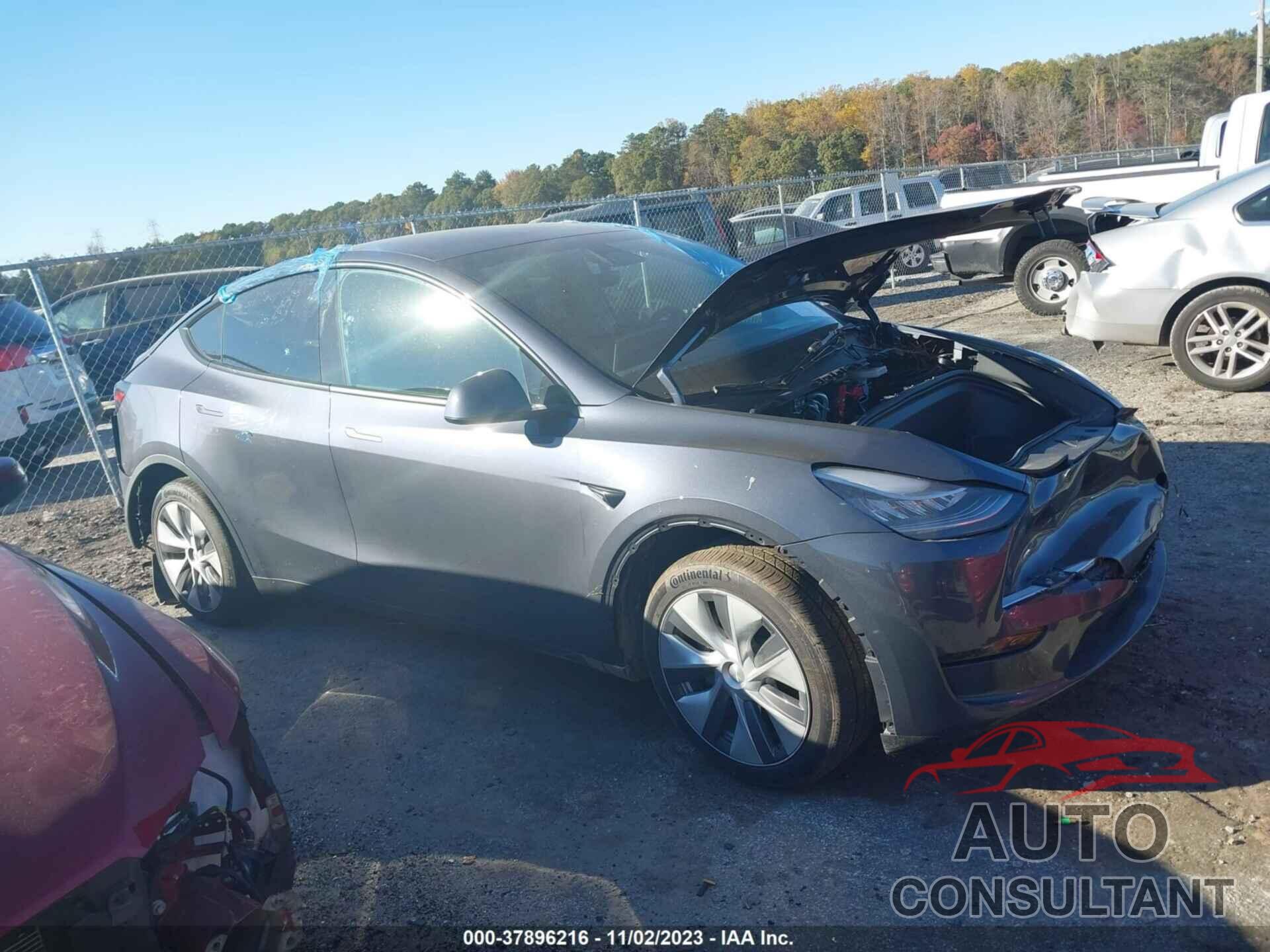 TESLA MODEL Y 2023 - 7SAYGDEE0PA105918