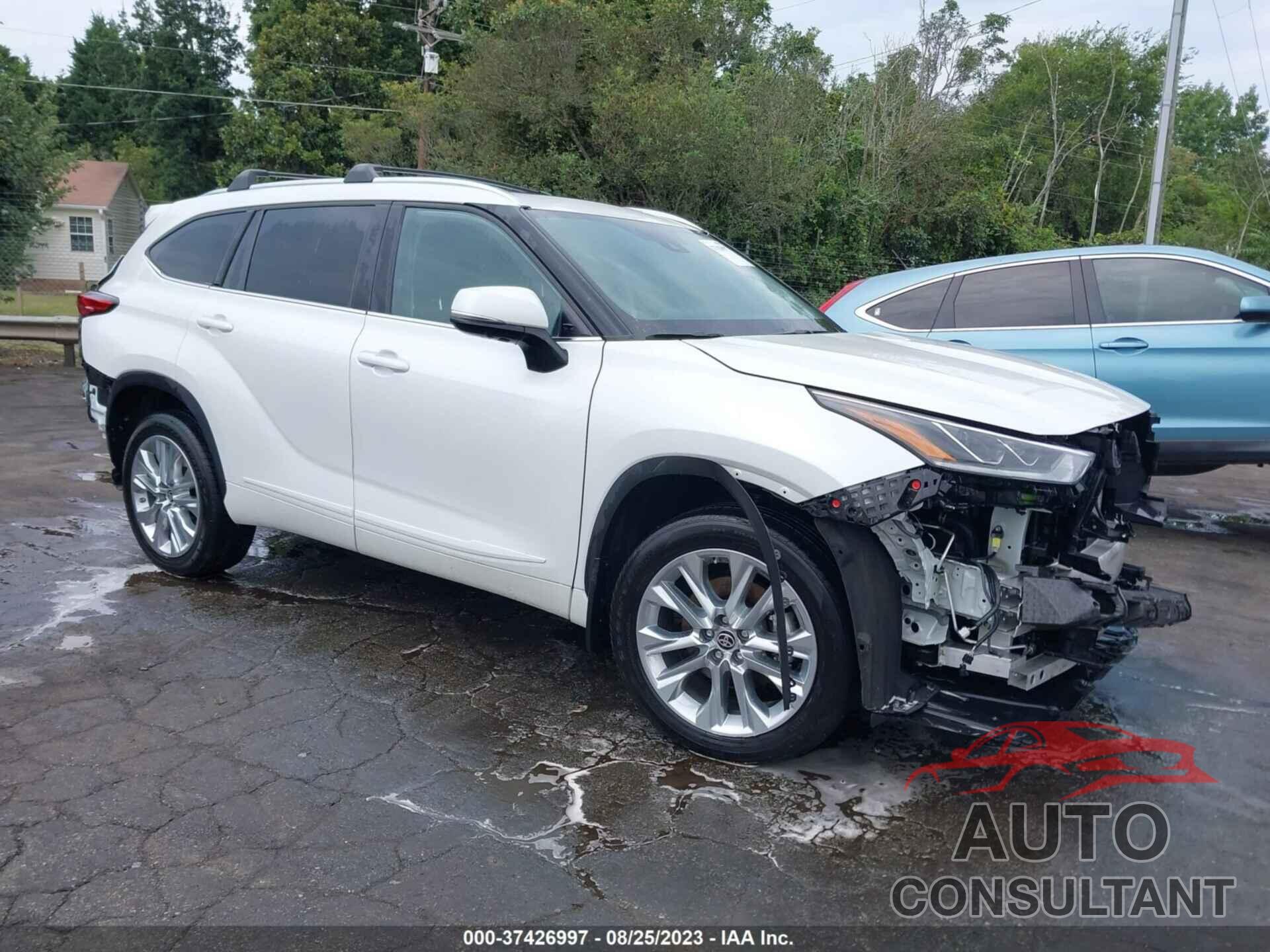 TOYOTA HIGHLANDER 2022 - 5TDDZRBH6NS165361