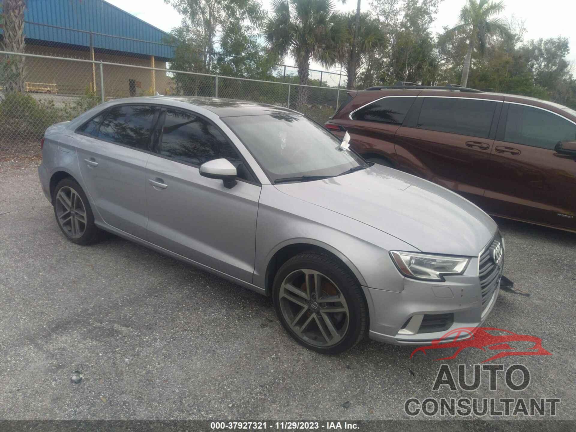 AUDI A3 2018 - WAUAUGFF4J1039521