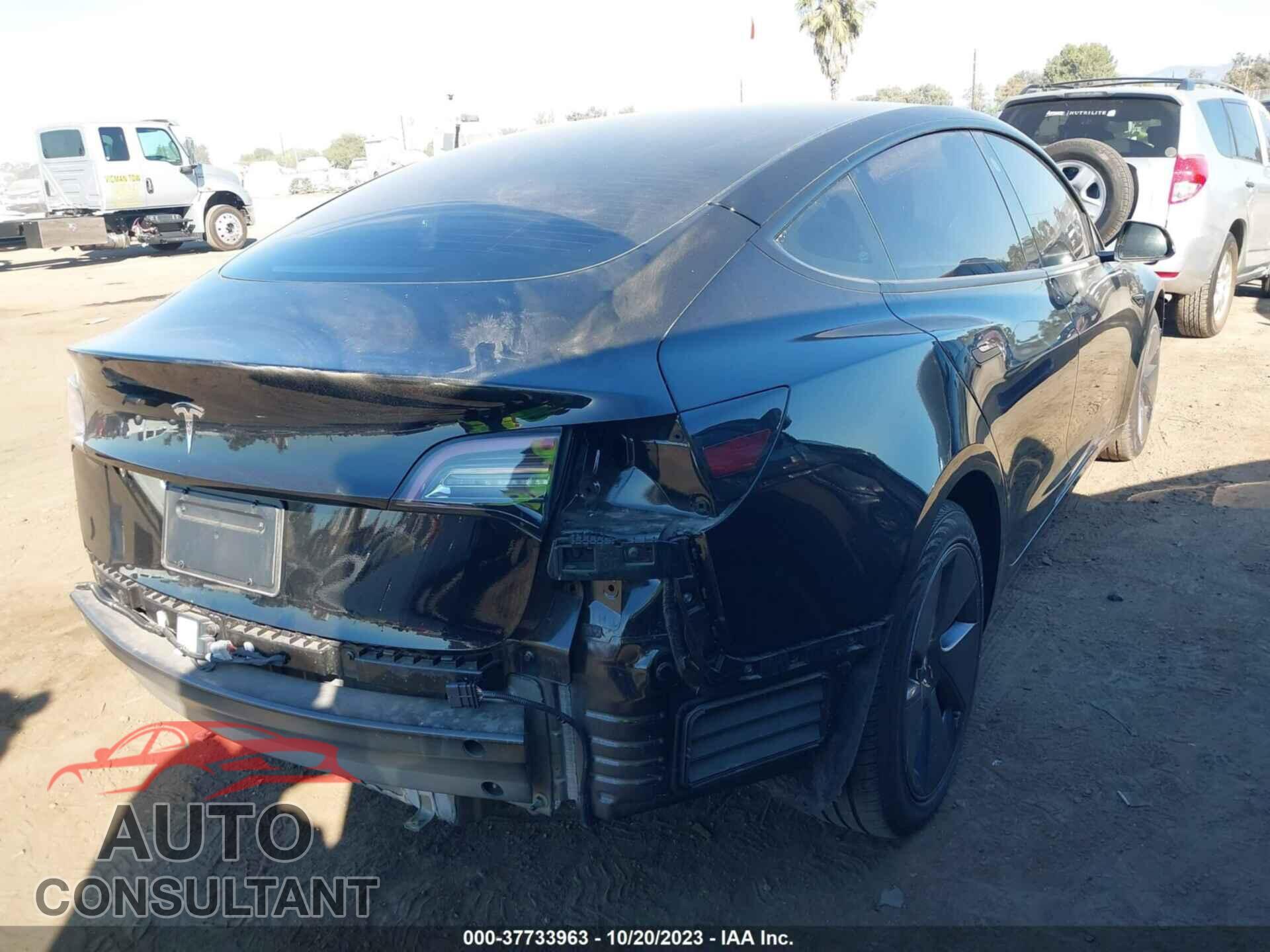 TESLA MODEL 3 2022 - 5YJ3E1EA9NF360690