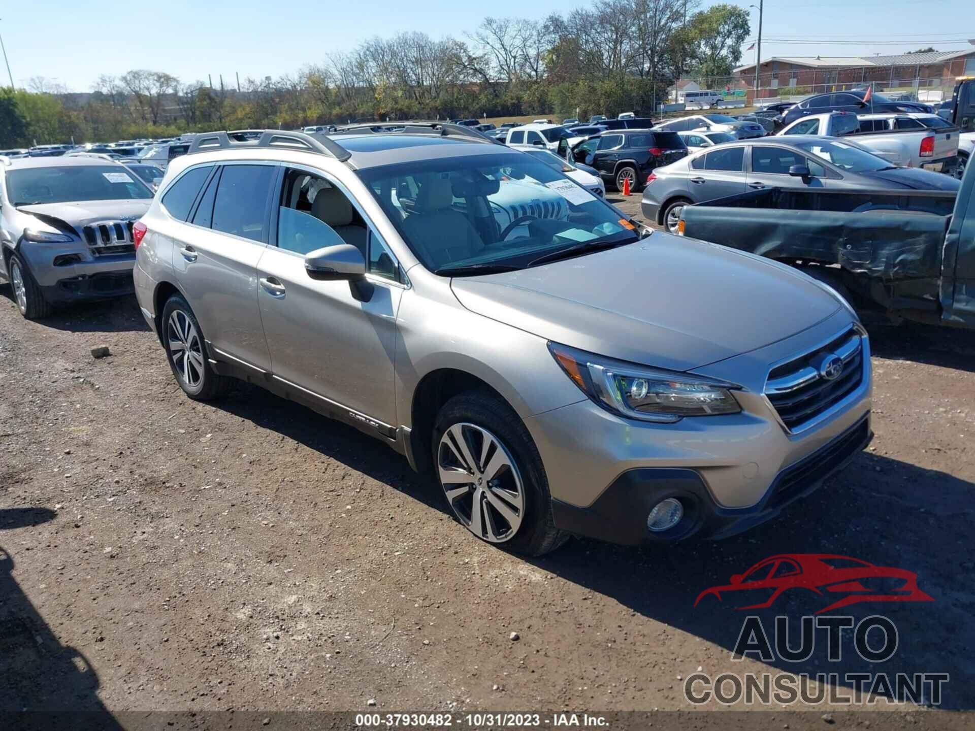 SUBARU OUTBACK 2018 - 4S4BSANC2J3339477