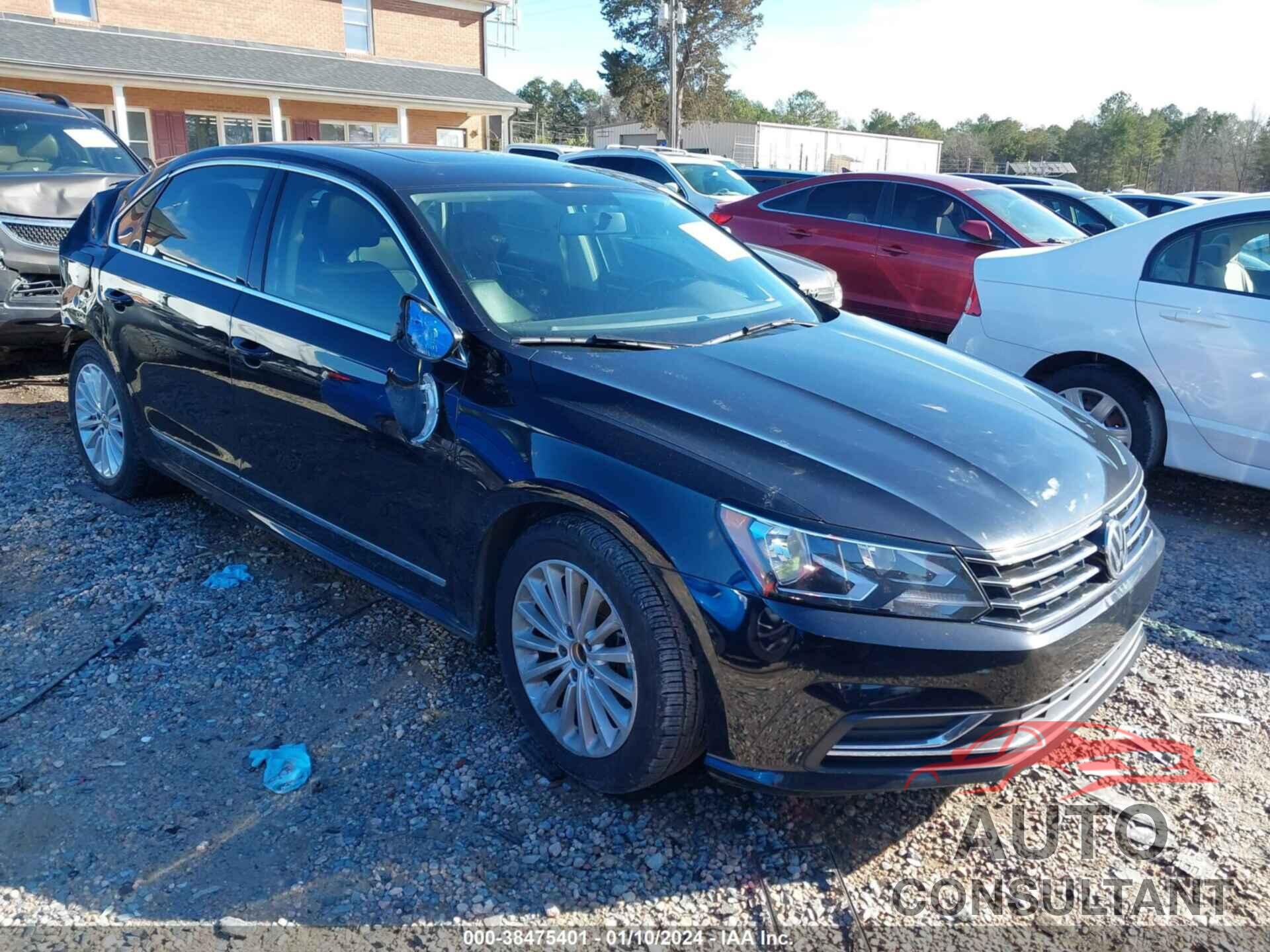 VOLKSWAGEN PASSAT 2017 - 1VWBT7A3XHC085812