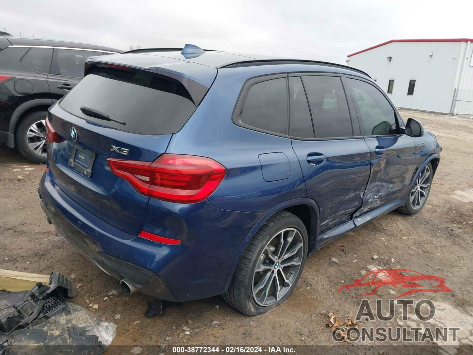 BMW X3 2018 - 5UXTR9C55JLD59411