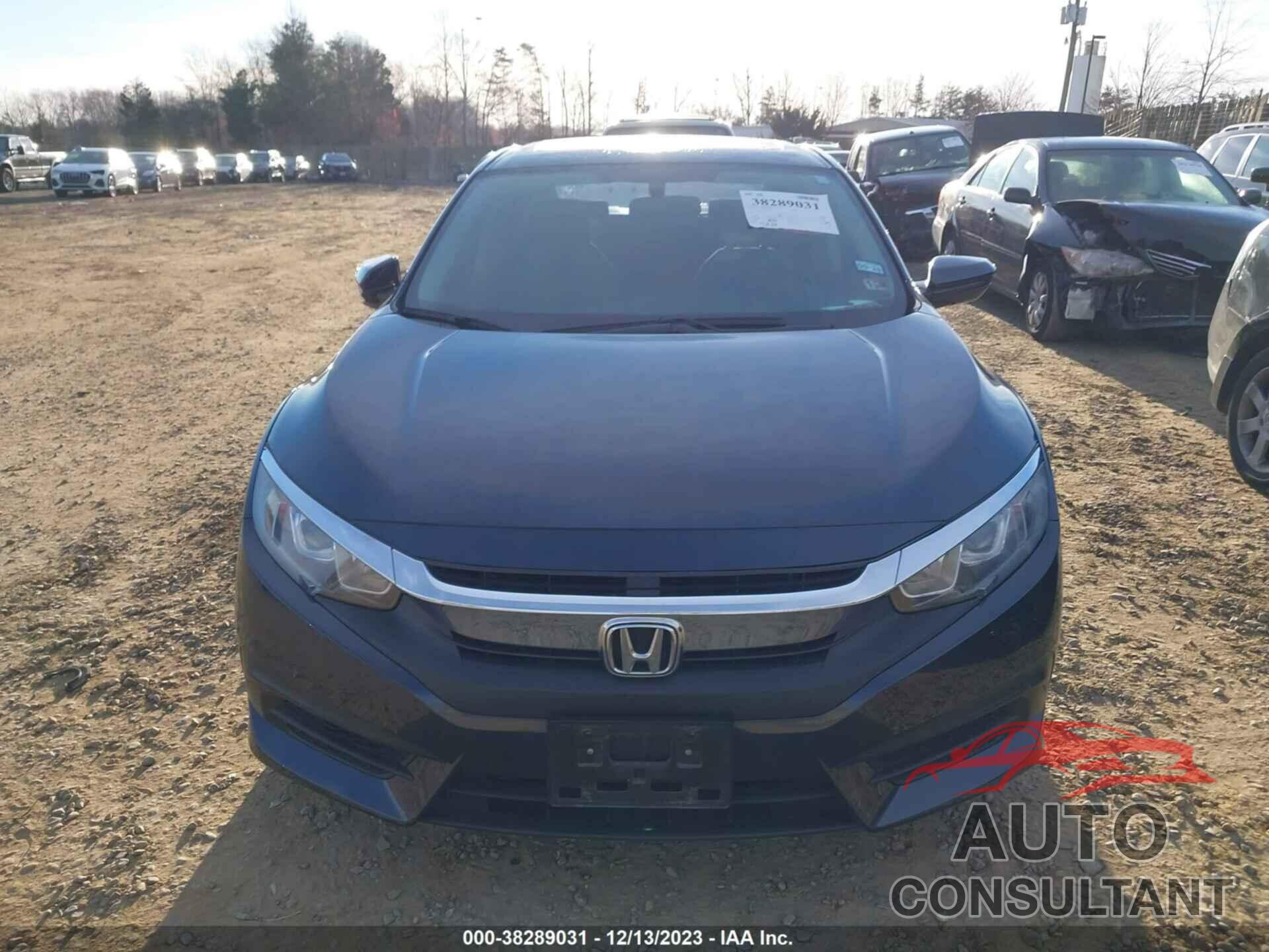 HONDA CIVIC 2018 - 2HGFC2F78JH570280