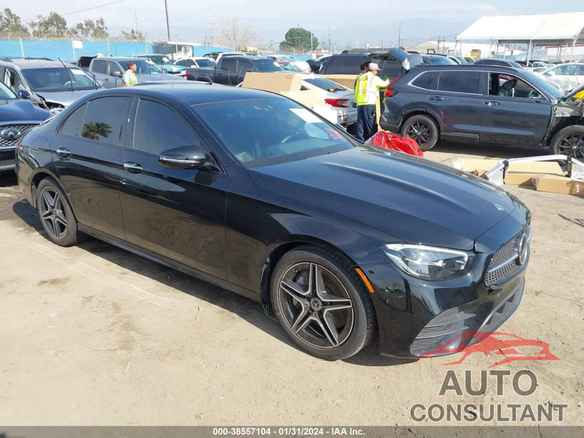MERCEDES-BENZ E 350 2022 - W1KZF8DB2NB097462