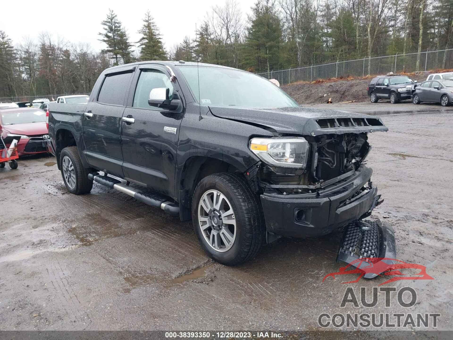 TOYOTA TUNDRA 2018 - 5TFAY5F12JX770476