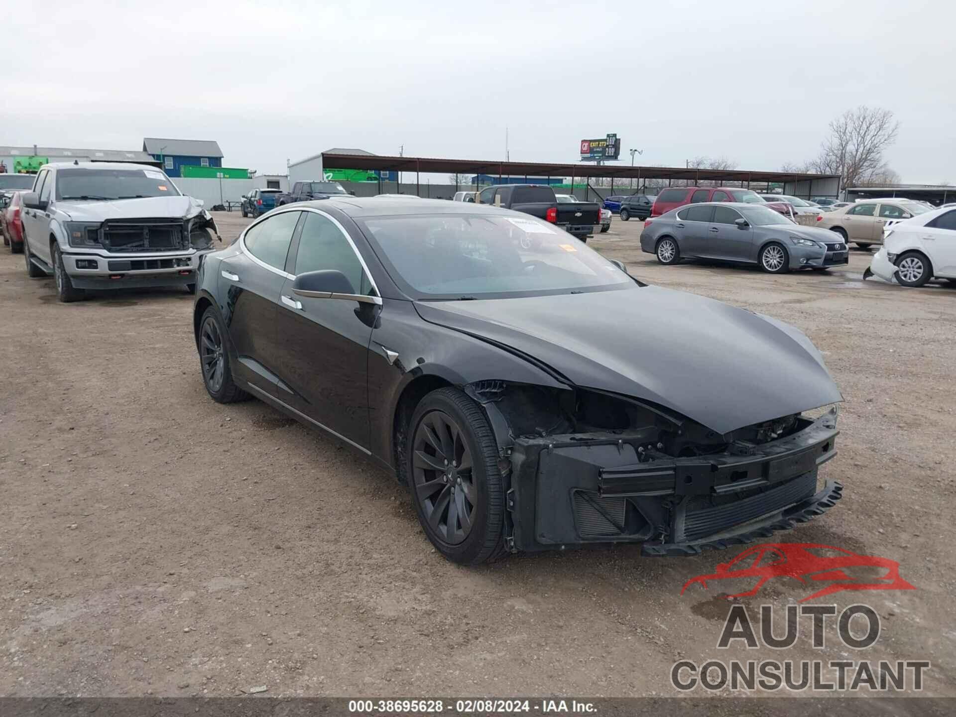 TESLA MODEL S 2018 - 5YJSA1E24JF272124