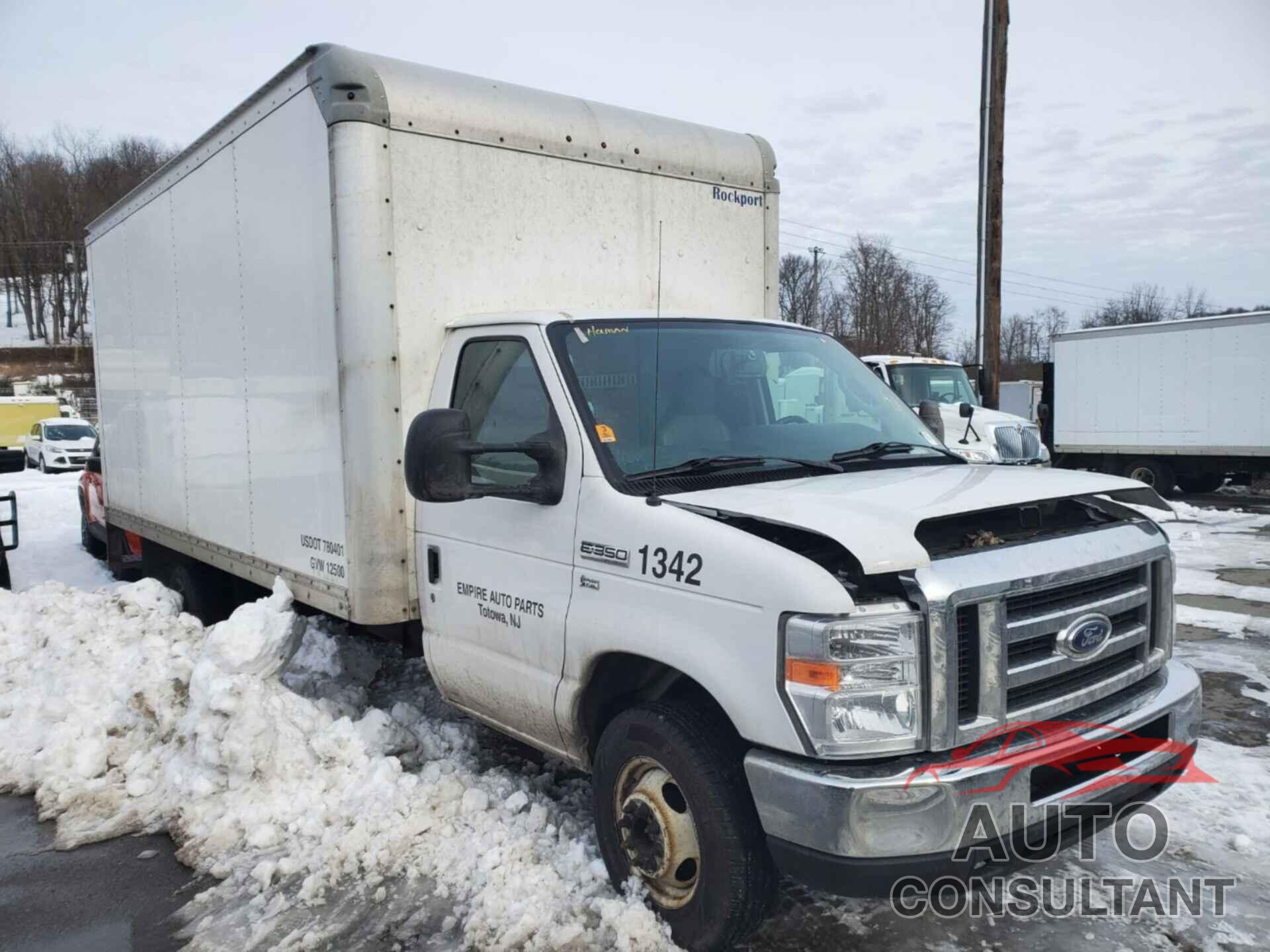 FORD ECONOLINE 2019 - 1FDWE3F63KDC55354