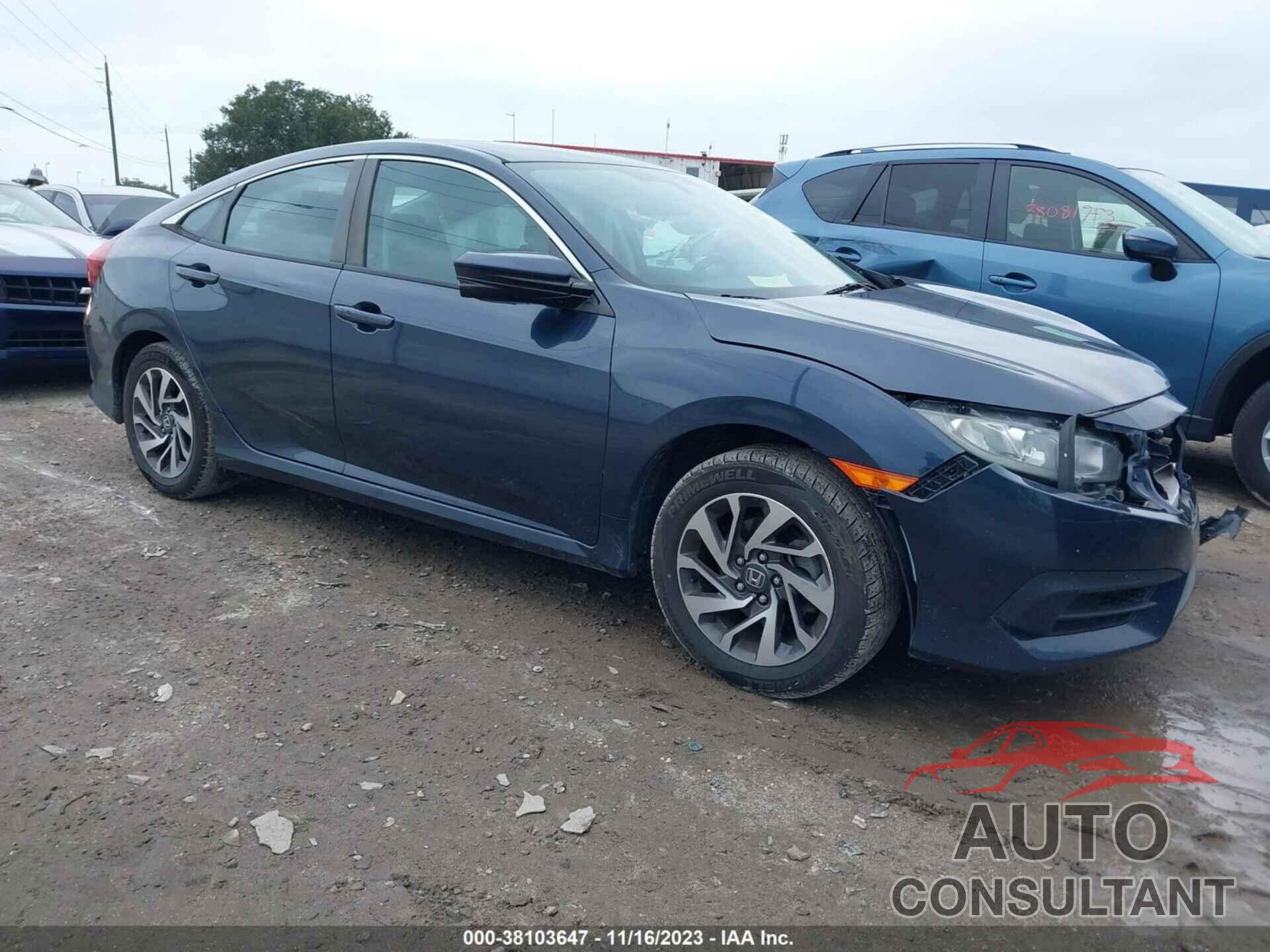 HONDA CIVIC 2018 - 19XFC2F79JE028485