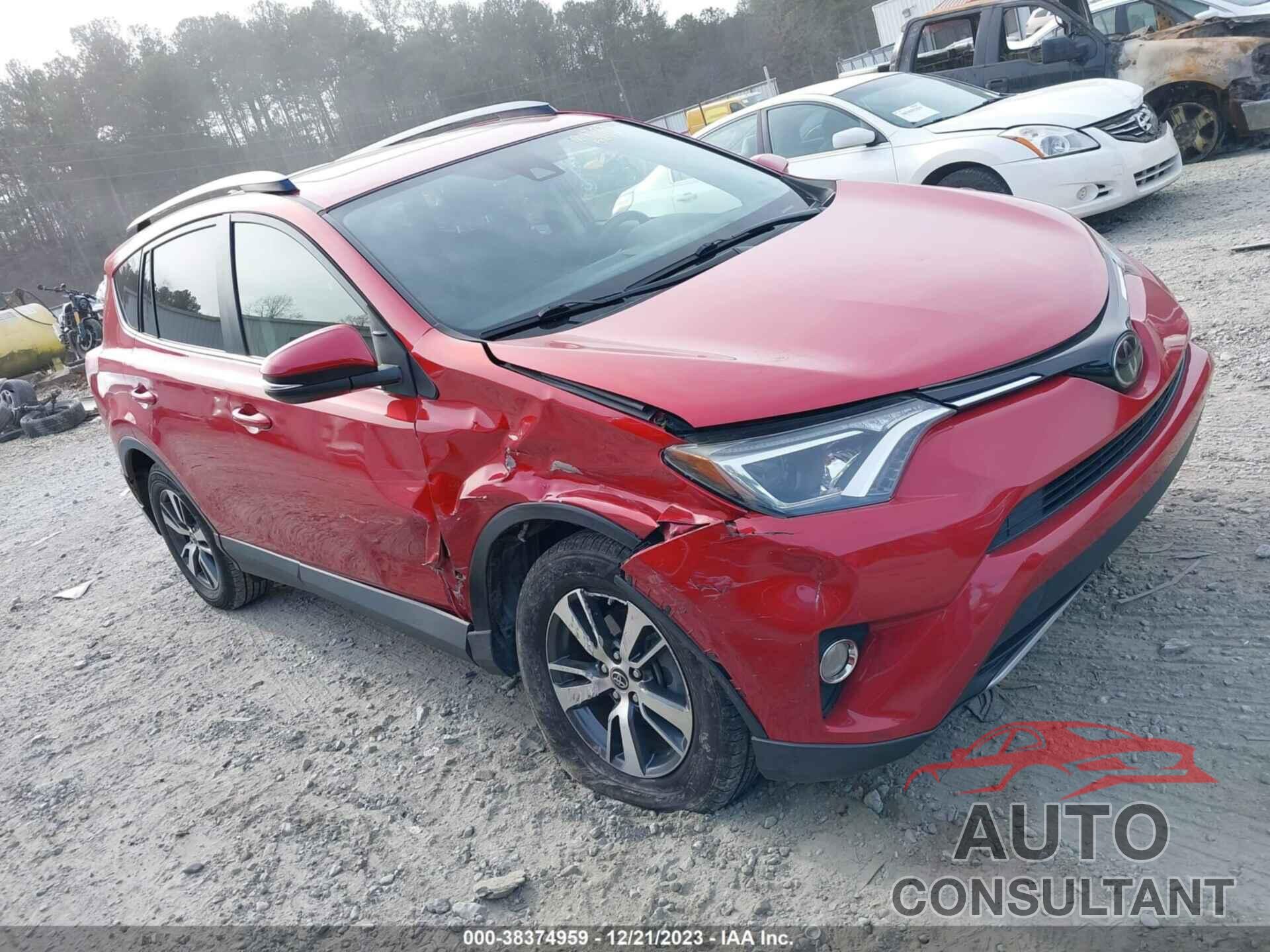 TOYOTA RAV4 2017 - JTMWFREV0HJ105208