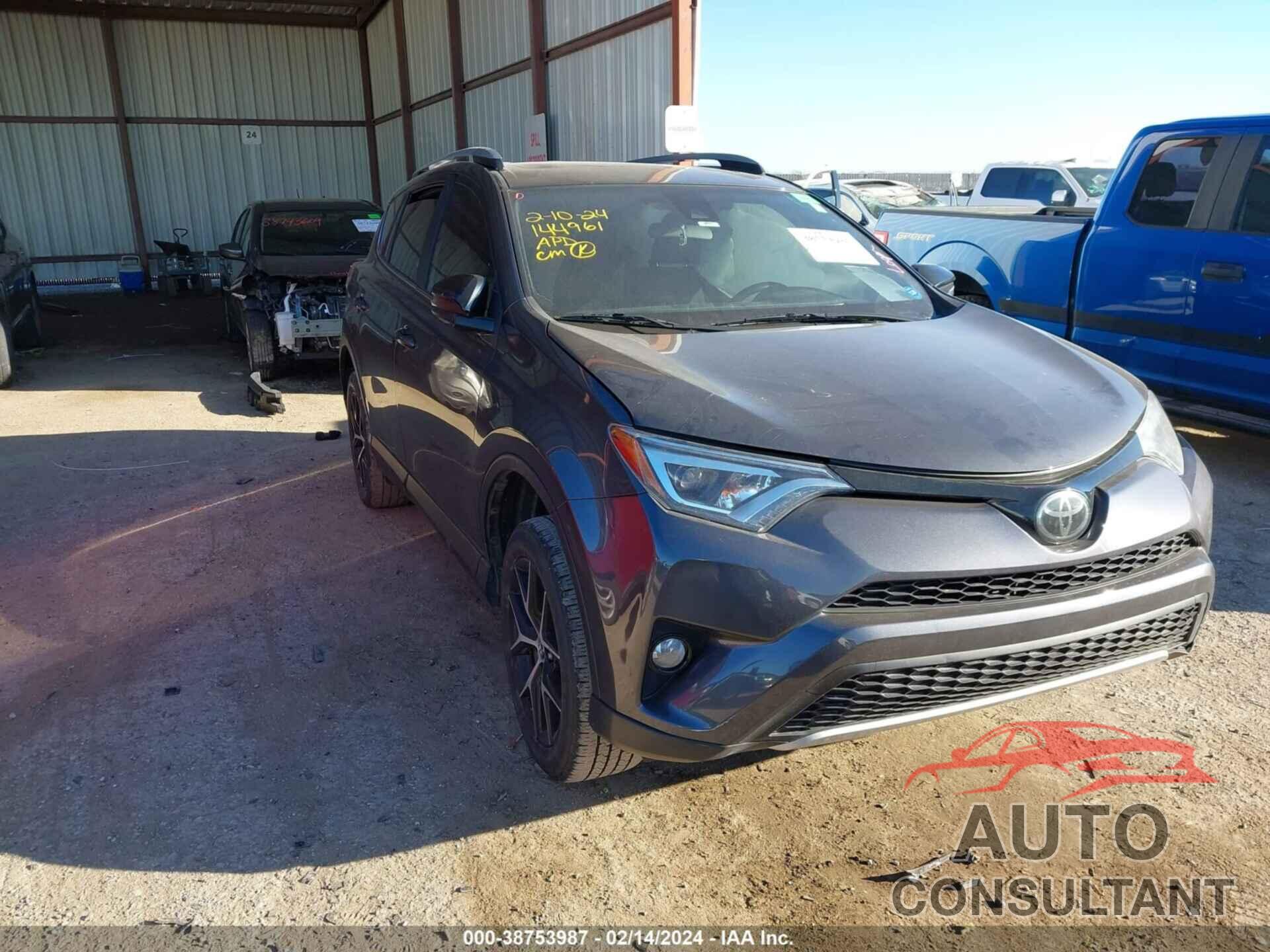 TOYOTA RAV4 2017 - JTMJFREVXHJ134998