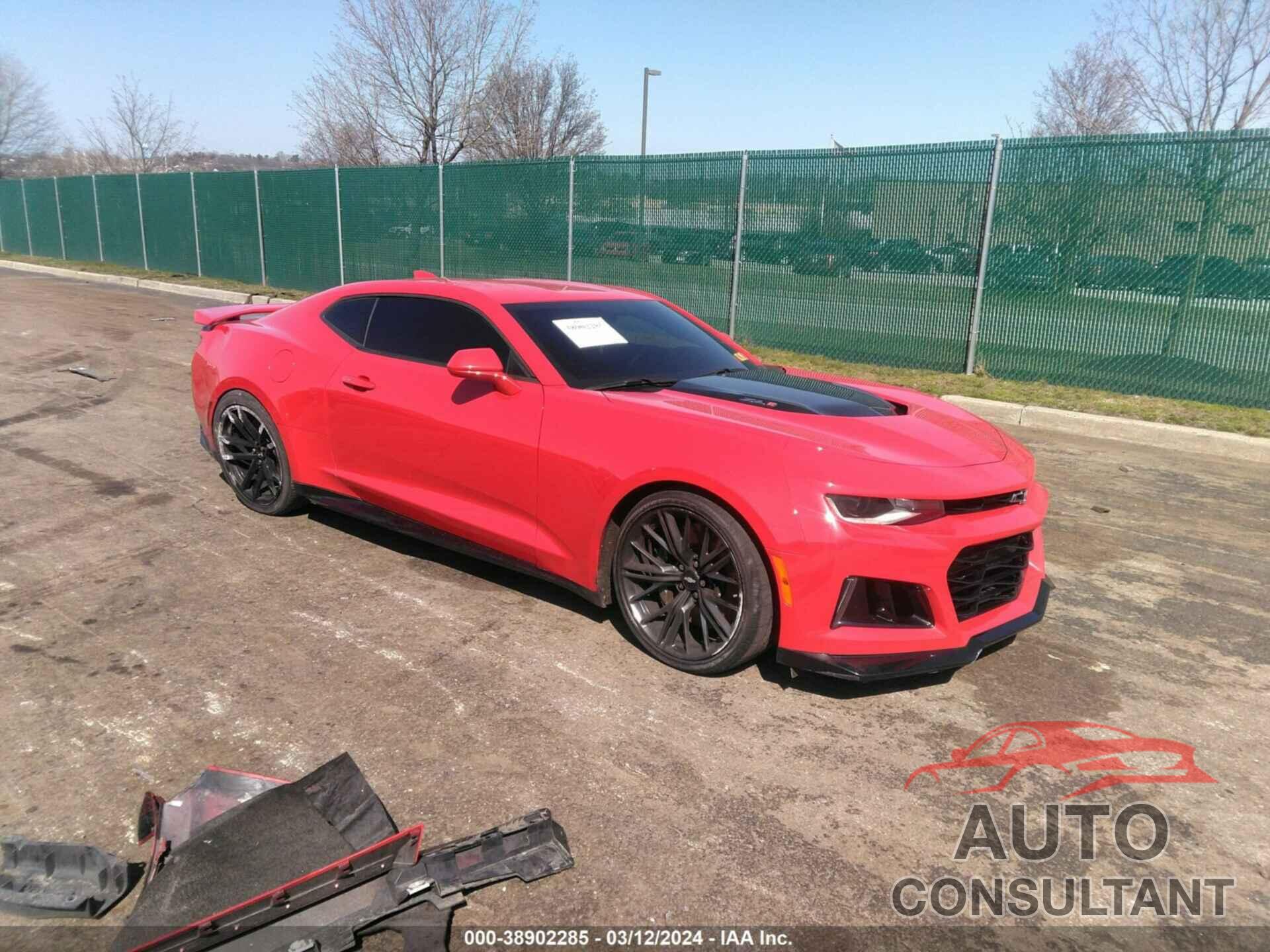 CHEVROLET CAMARO 2018 - 1G1FK1R69J0145808