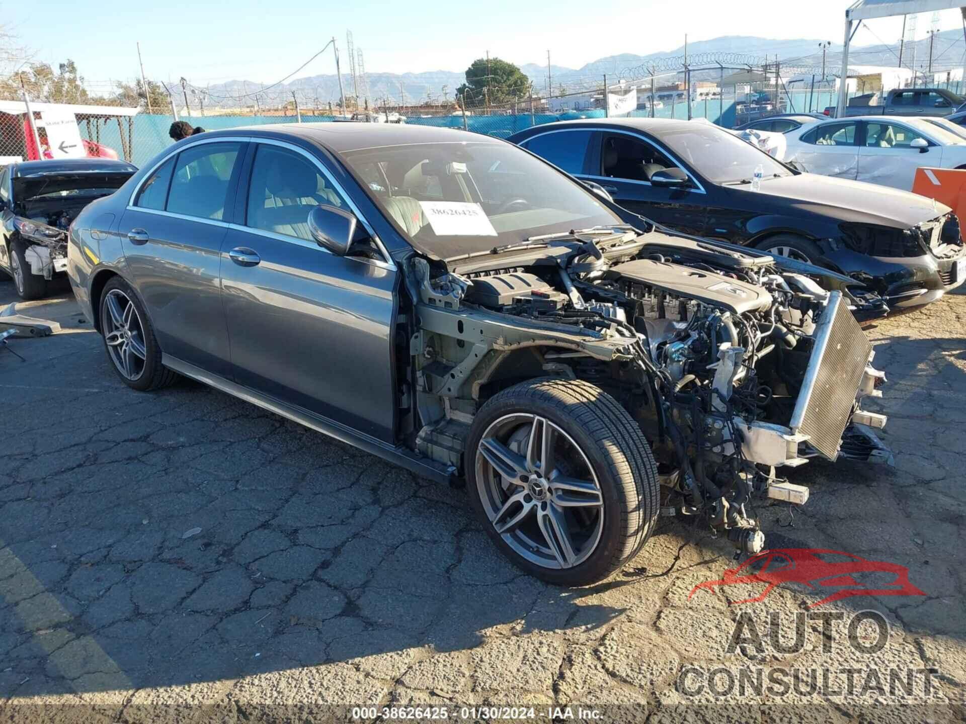 MERCEDES-BENZ E 300 2019 - WDDZF4JB2KA629789