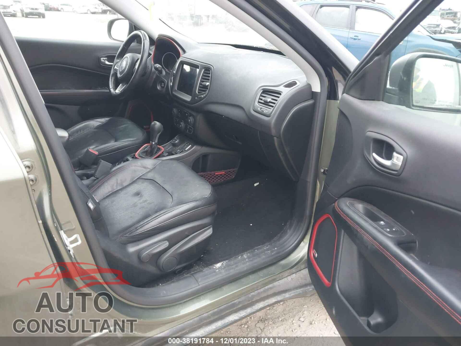 JEEP COMPASS 2018 - 3C4NJDDB8JT144048