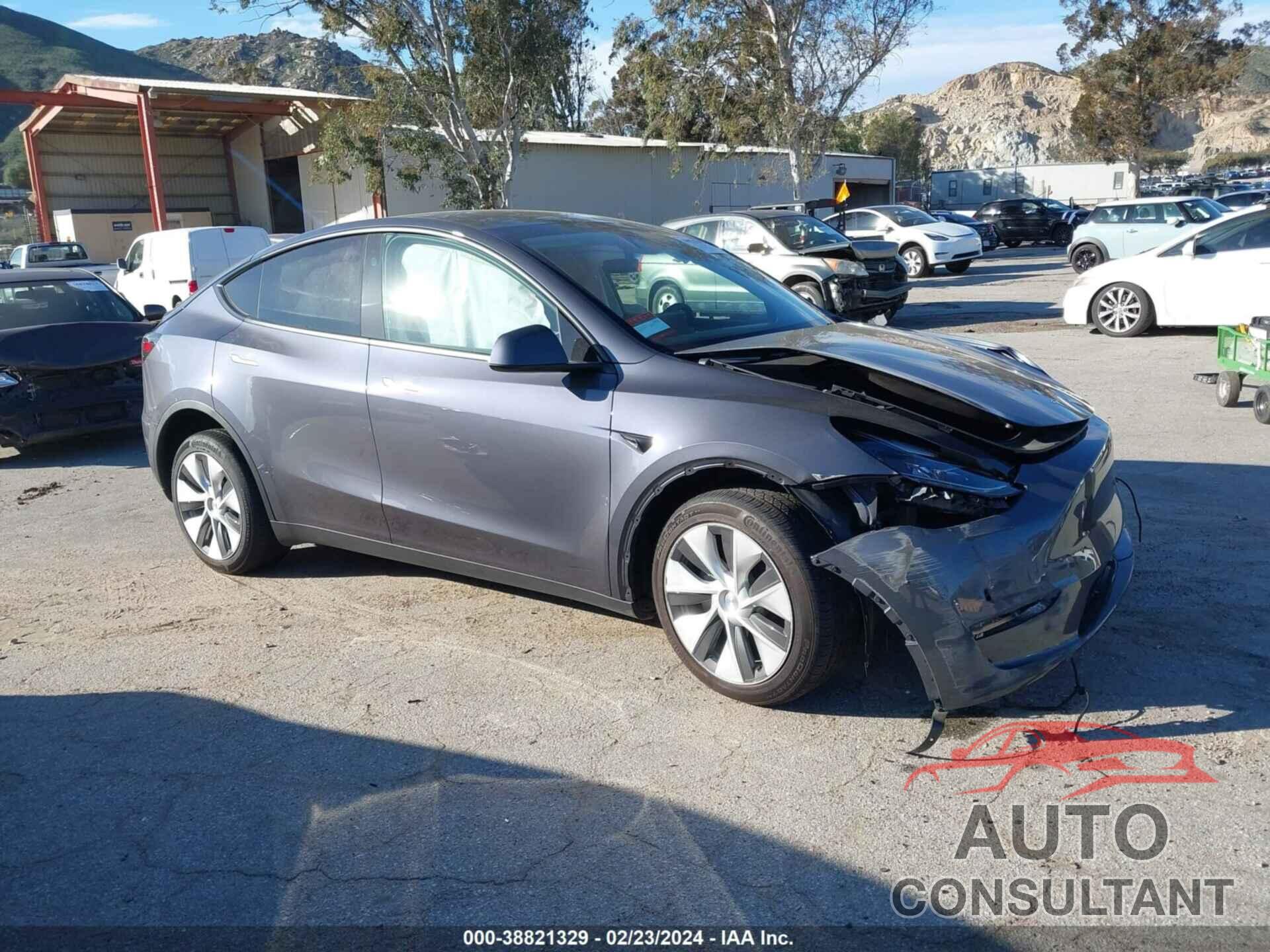 TESLA MODEL Y 2023 - 7SAYGDEE8PF805365