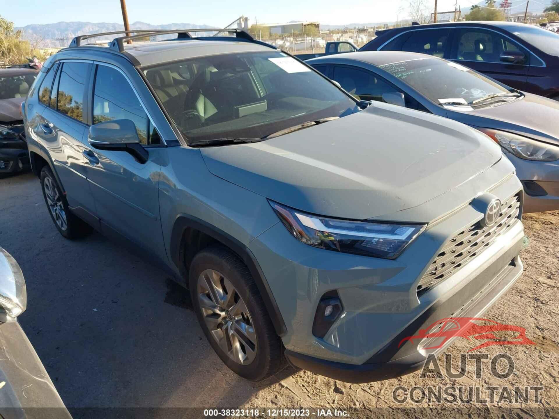 TOYOTA RAV4 2022 - 2T3C1RFV5NW185859