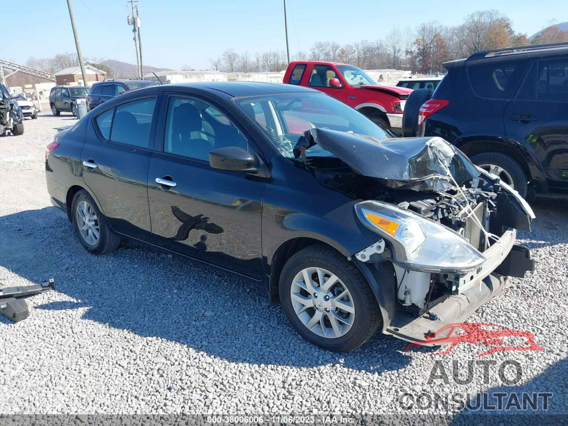 NISSAN VERSA 2019 - 3N1CN7AP8KL820595