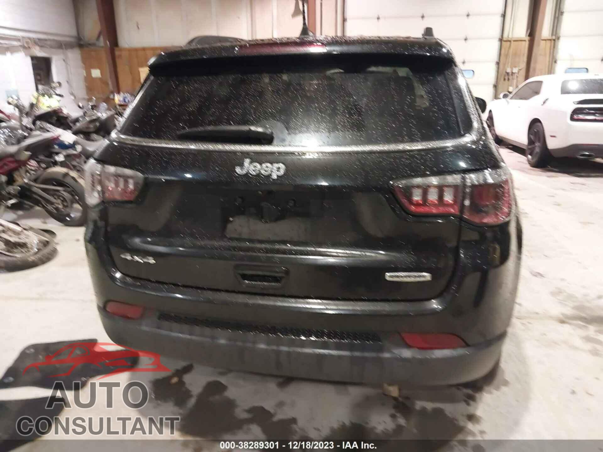 JEEP COMPASS 2022 - 3C4NJDBB4NT117020