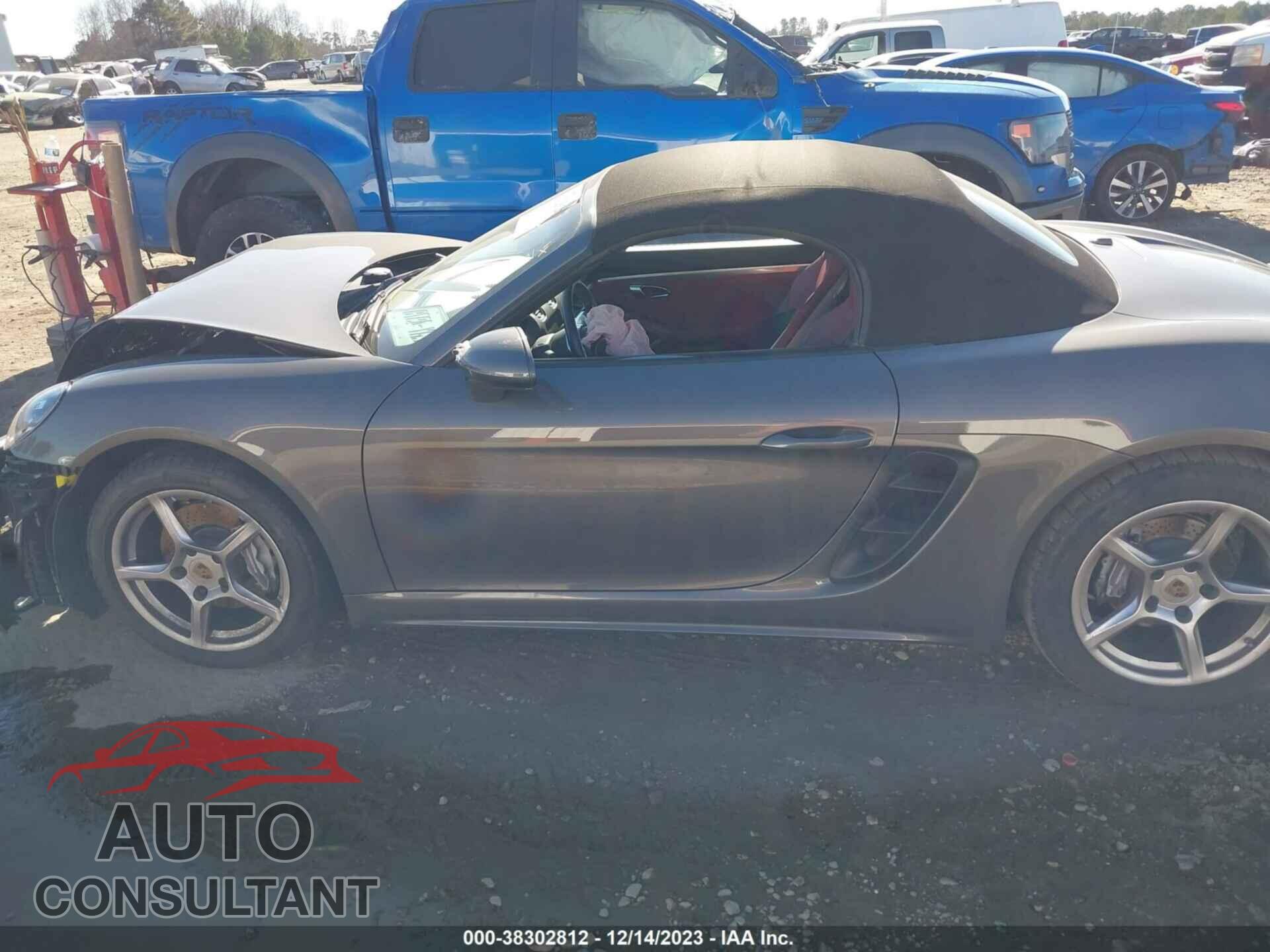 PORSCHE BOXSTER 2017 - WP0CA2A82HS220704