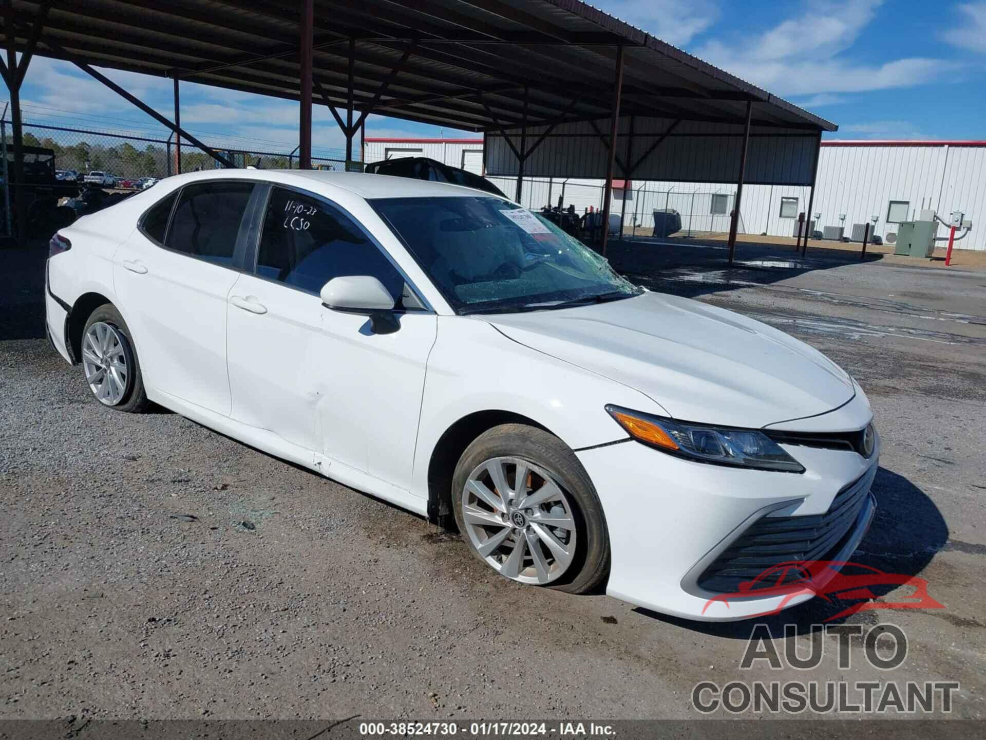 TOYOTA CAMRY 2023 - 4T1C11AK2PU745542