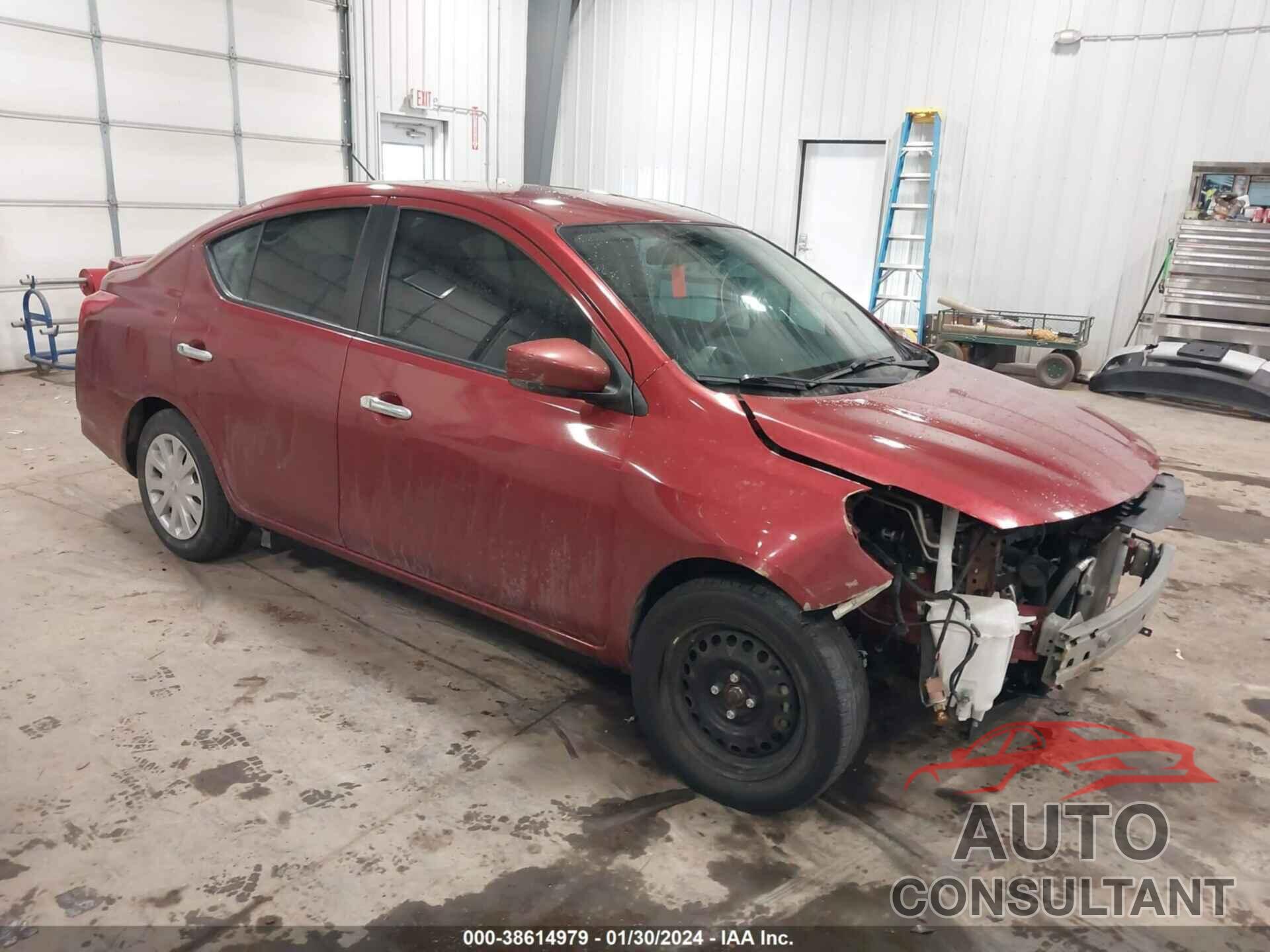 NISSAN VERSA 2018 - 3N1CN7AP8JL874140