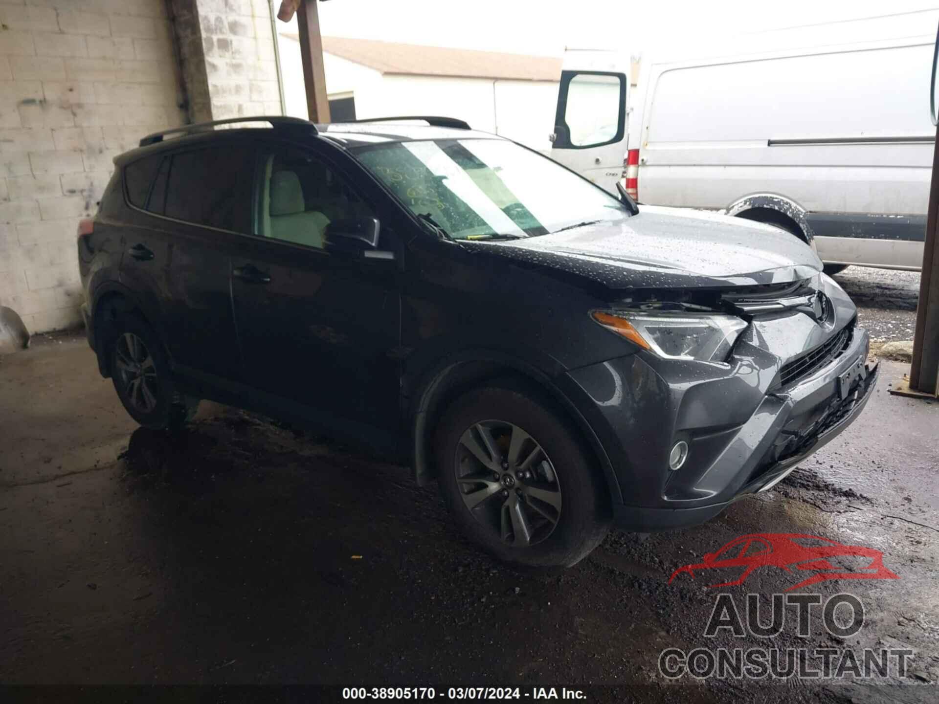 TOYOTA RAV4 2018 - JTMRFREV4JJ227332
