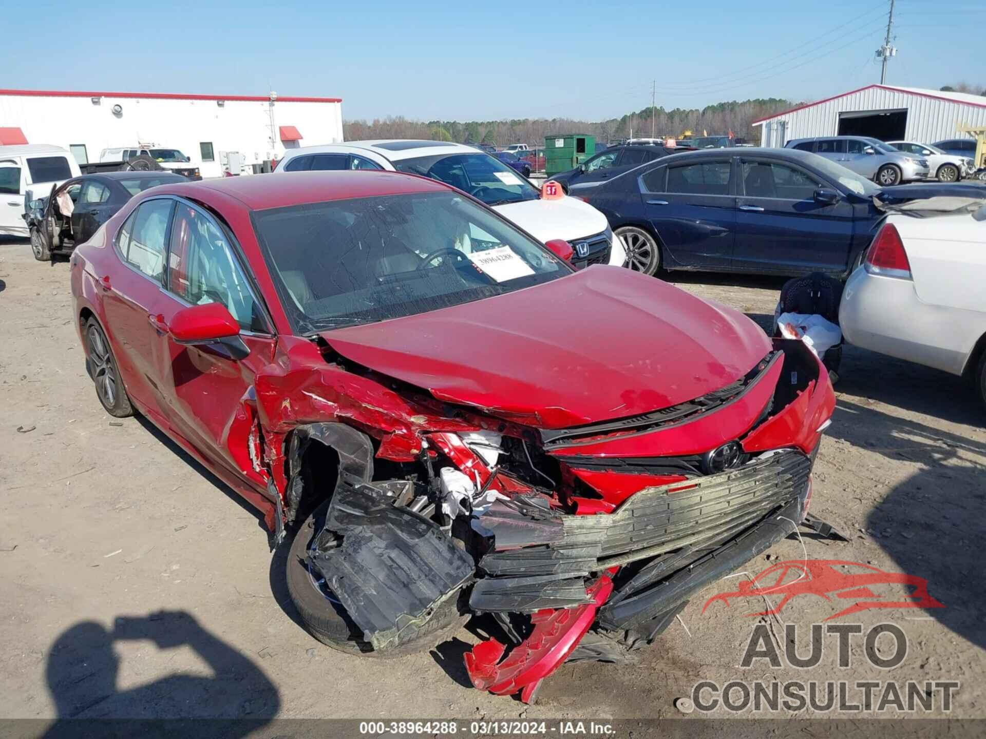 TOYOTA CAMRY 2023 - 4T1F11AK8PU113755