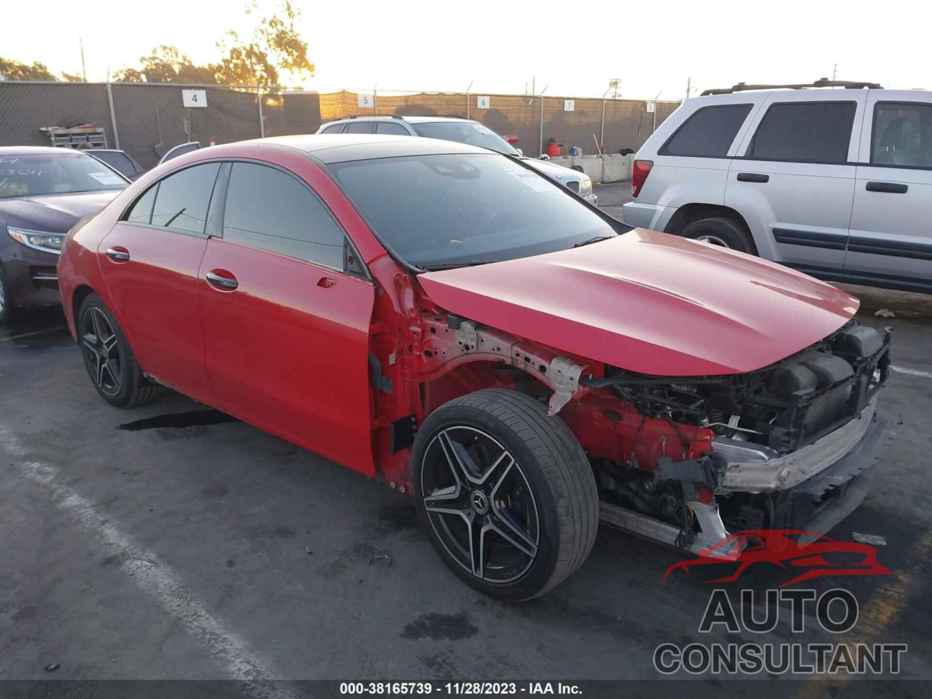 MERCEDES-BENZ CLA 250 2020 - WDD5J4GB3LN020452