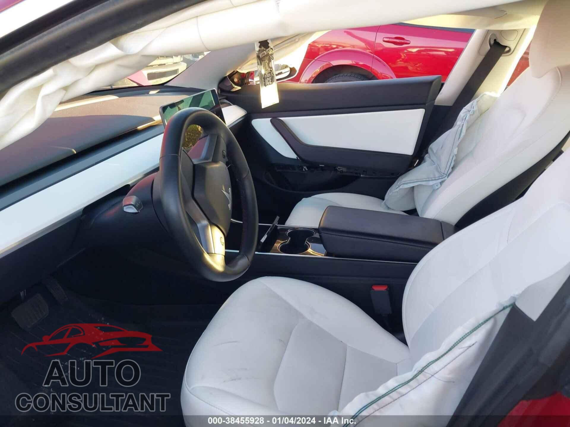 TESLA MODEL 3 2019 - 5YJ3E1EB2KF450476