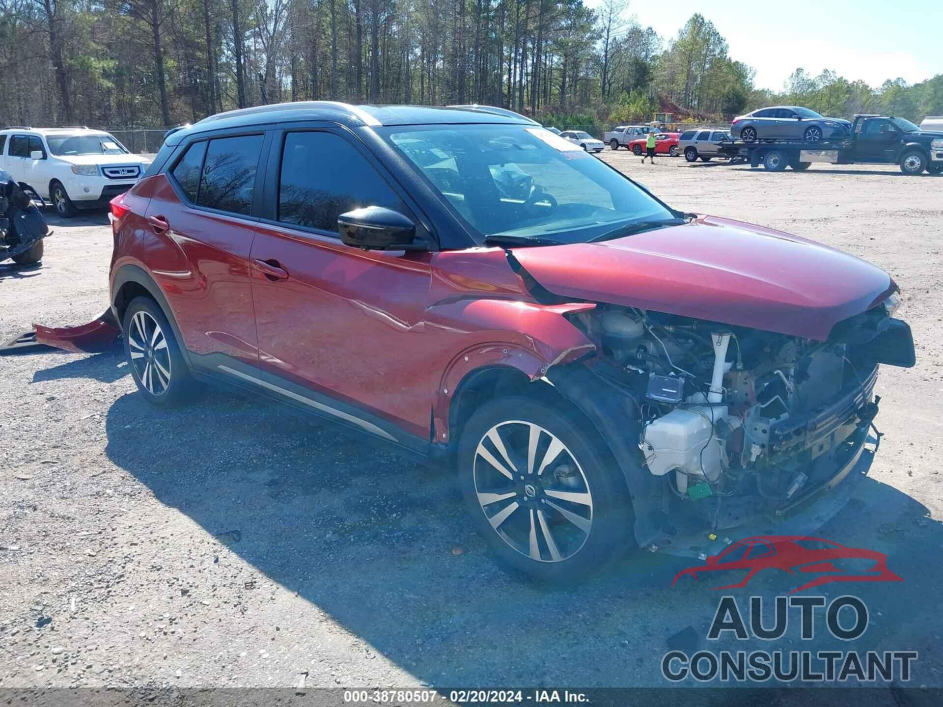 NISSAN KICKS 2019 - 3N1CP5CU1KL558775