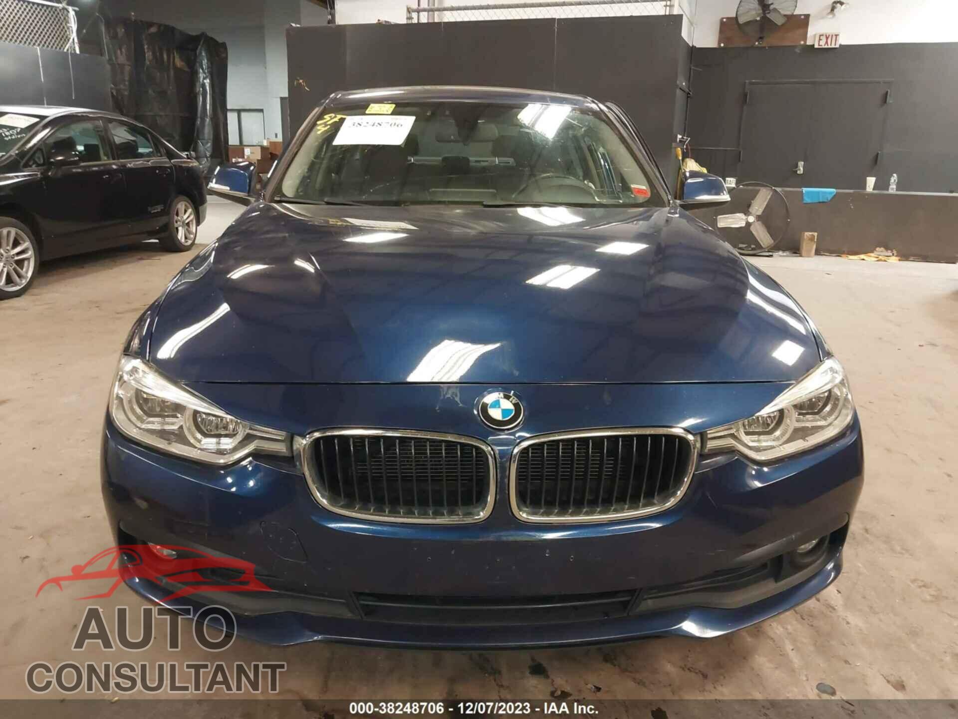 BMW 320I 2018 - WBA8E5G55JNU45838