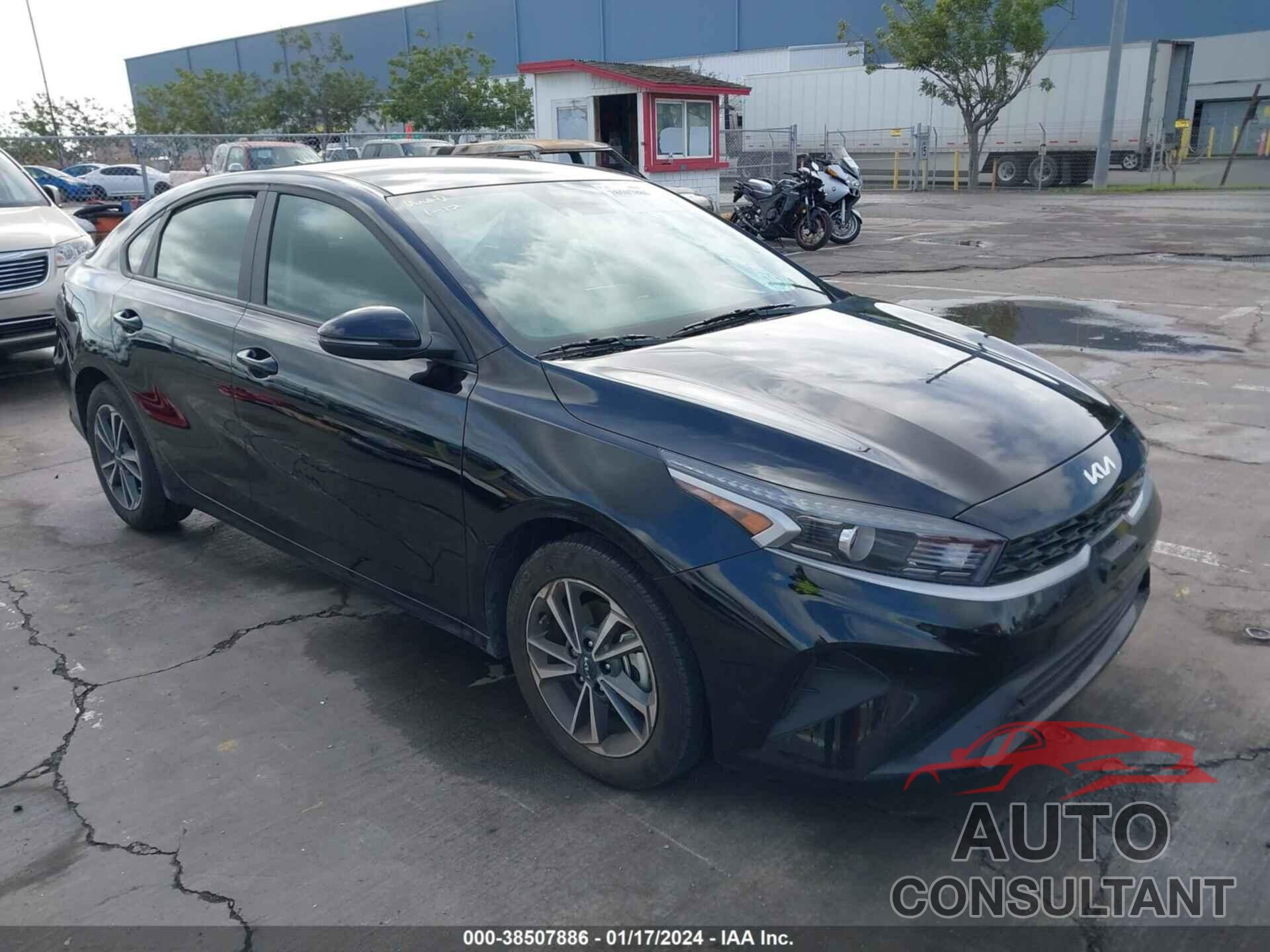 KIA FORTE 2023 - 3KPF24AD4PE578732