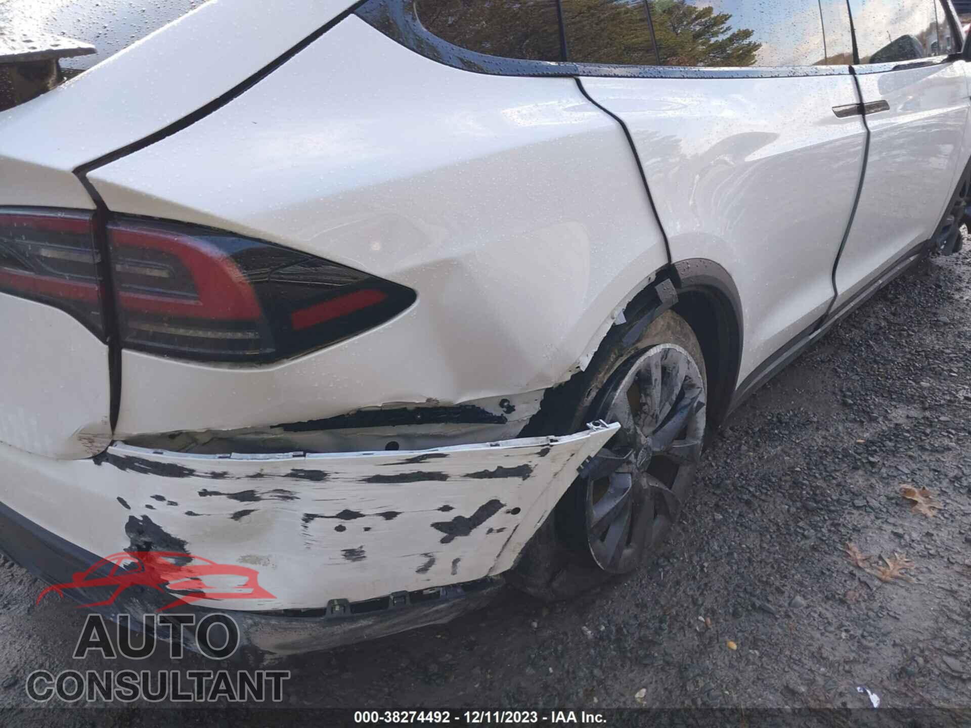 TESLA MODEL X 2022 - 7SAXCBE65NF353229