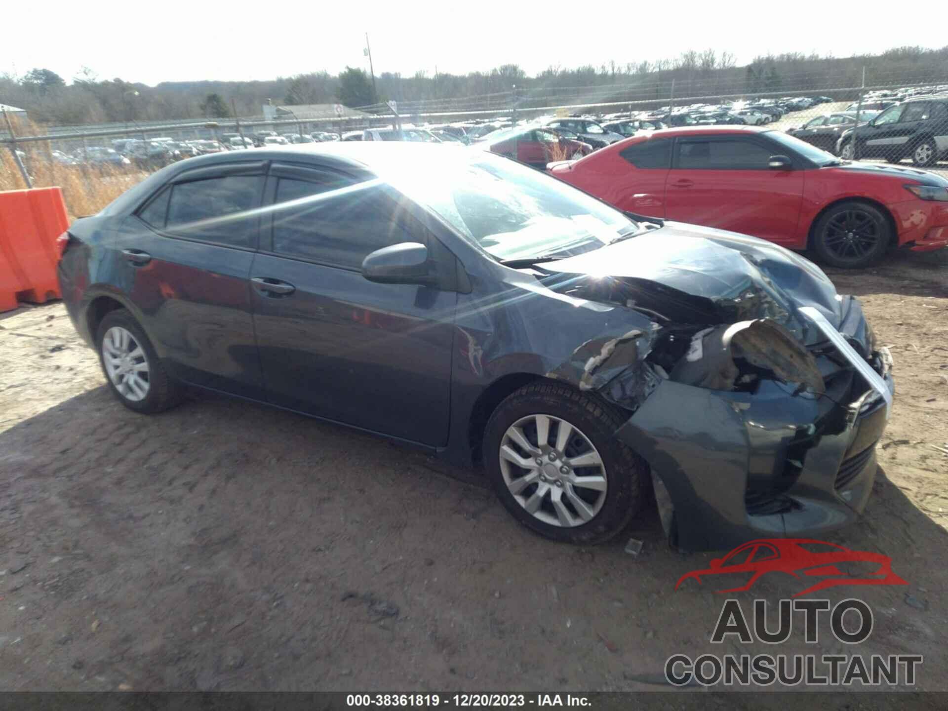 TOYOTA COROLLA 2018 - 5YFBURHE6JP754500