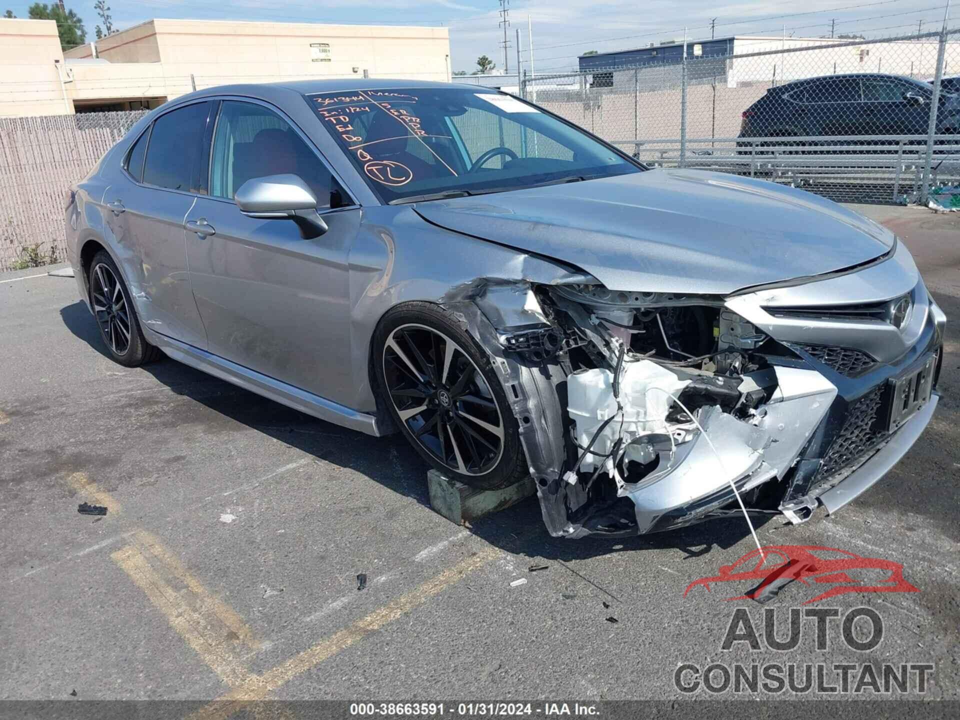 TOYOTA CAMRY 2019 - 4T1B61HK8KU797558