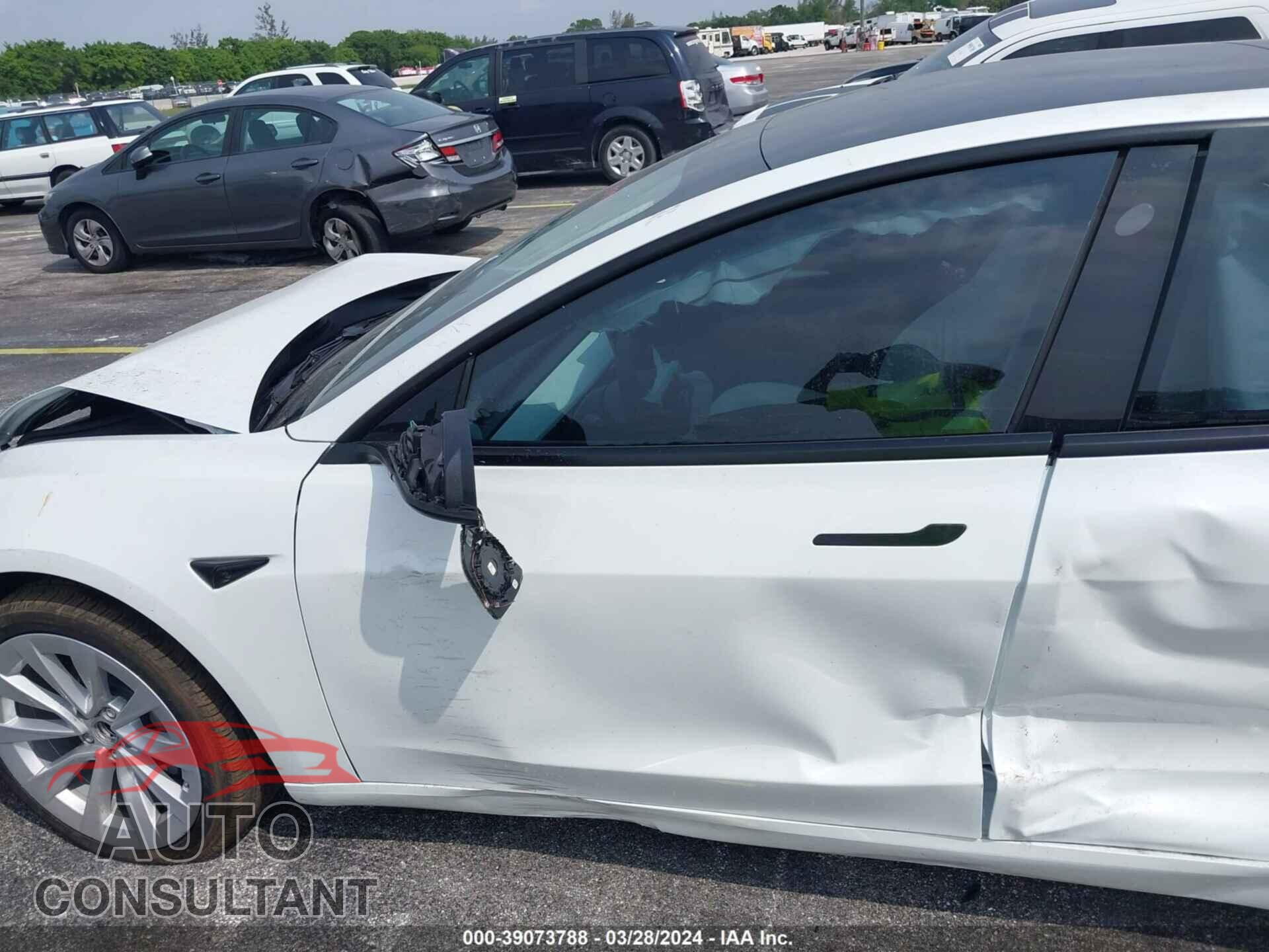 TESLA MODEL 3 2023 - 5YJ3E1EA5PF510541