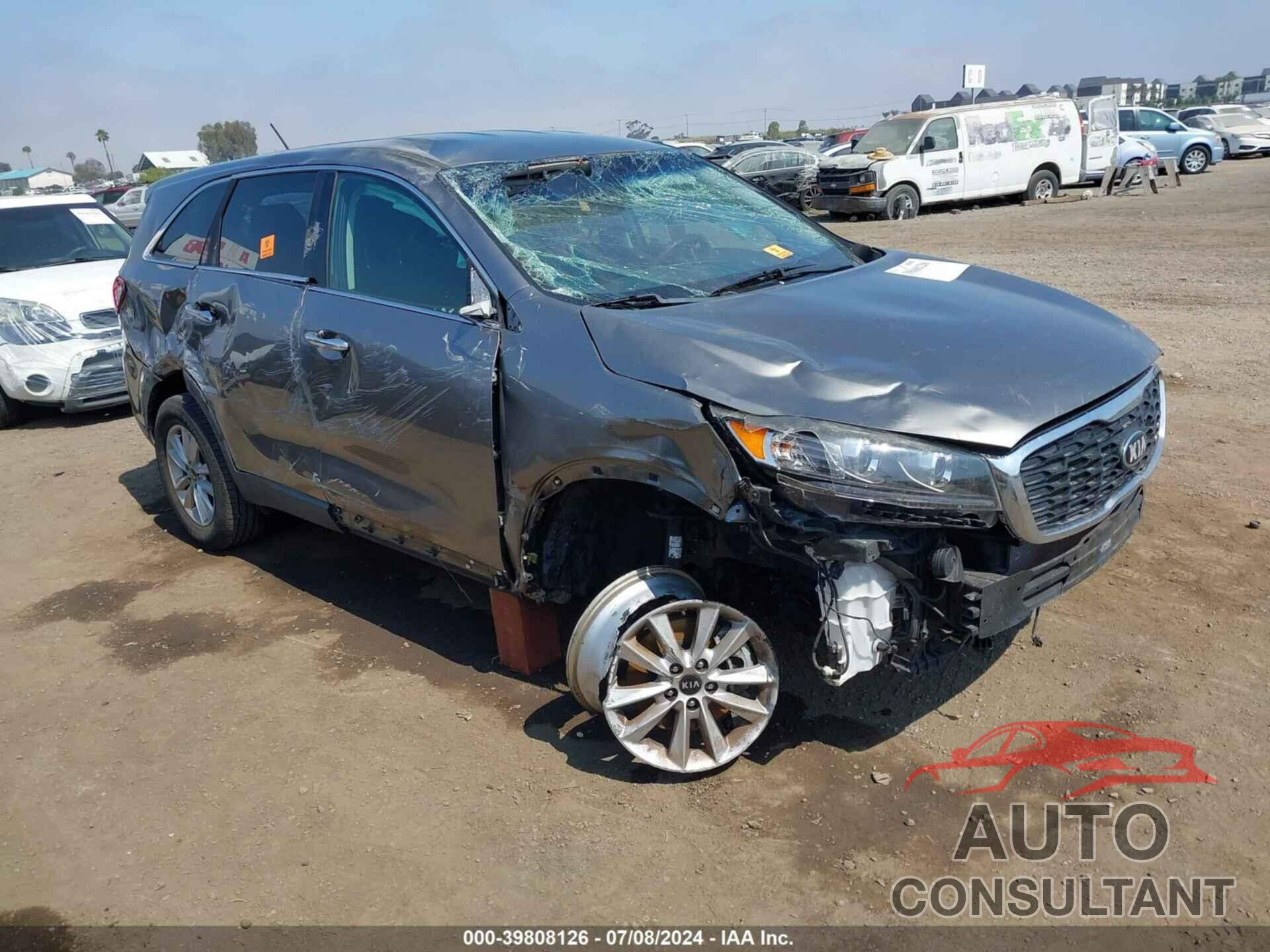 KIA SORENTO 2019 - 5XYPG4A59KG467216