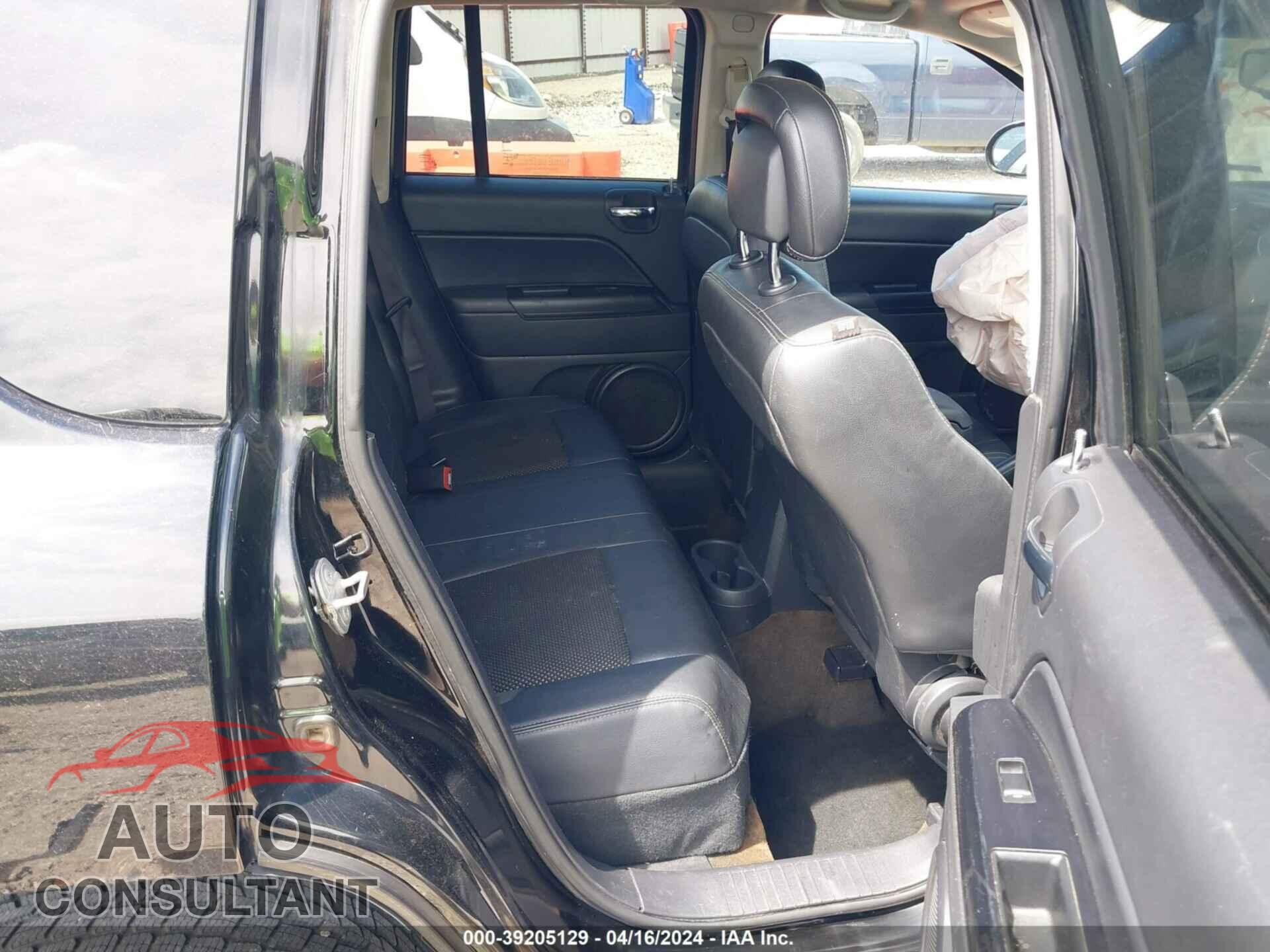 JEEP COMPASS 2016 - 1C4NJCBA9GD711239