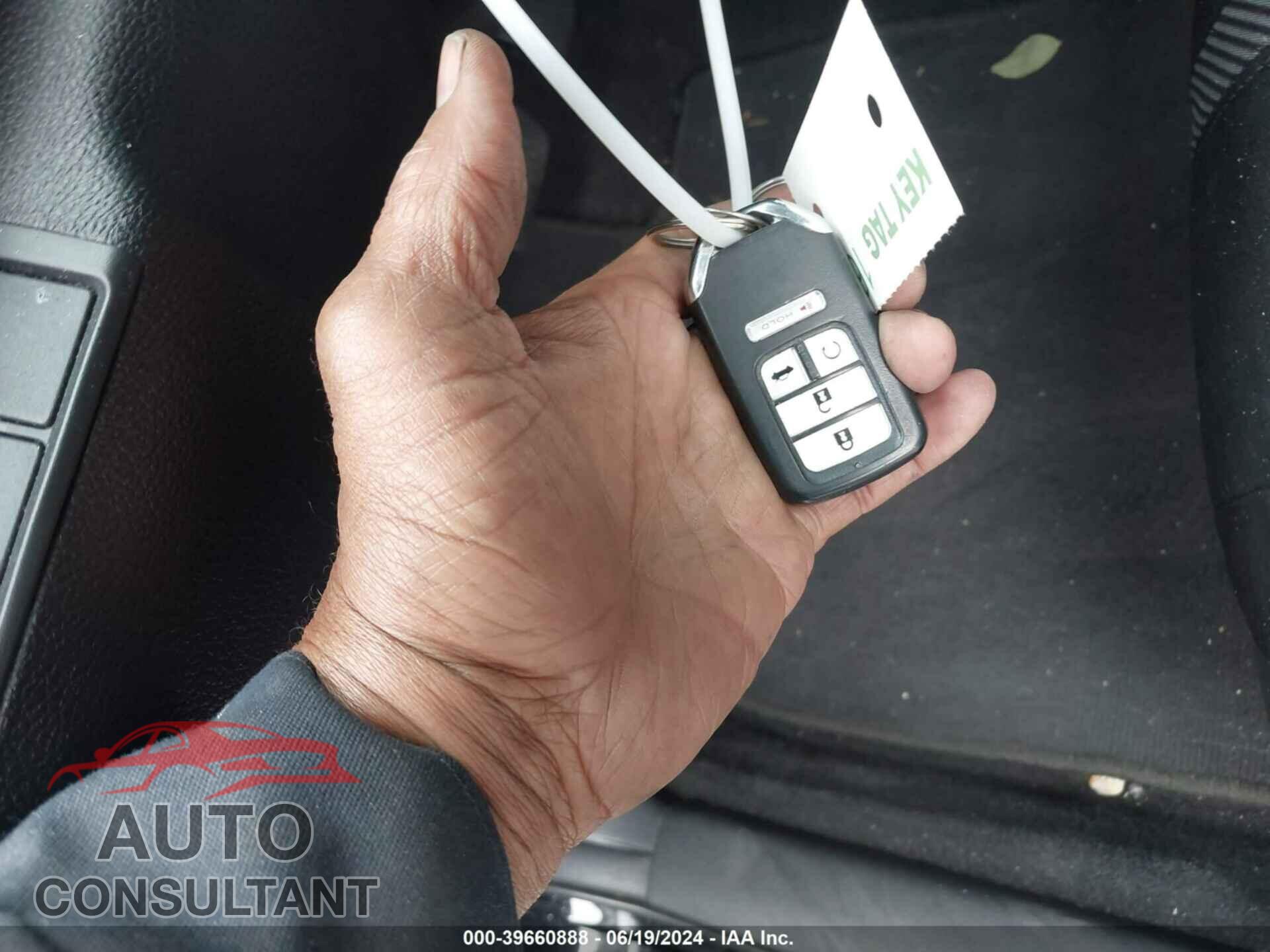 HONDA CIVIC 2017 - 19XFC2F77HE219459