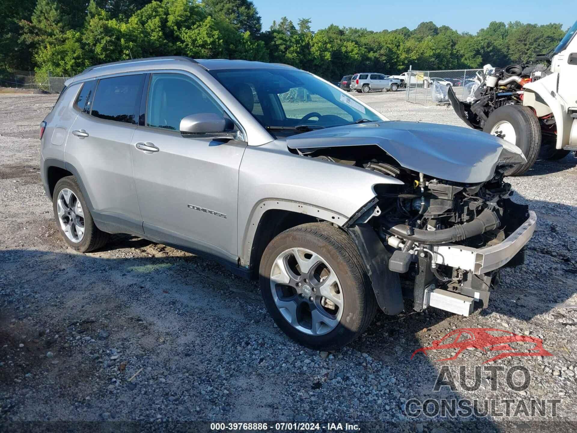 JEEP COMPASS 2018 - 3C4NJCCB8JT358615